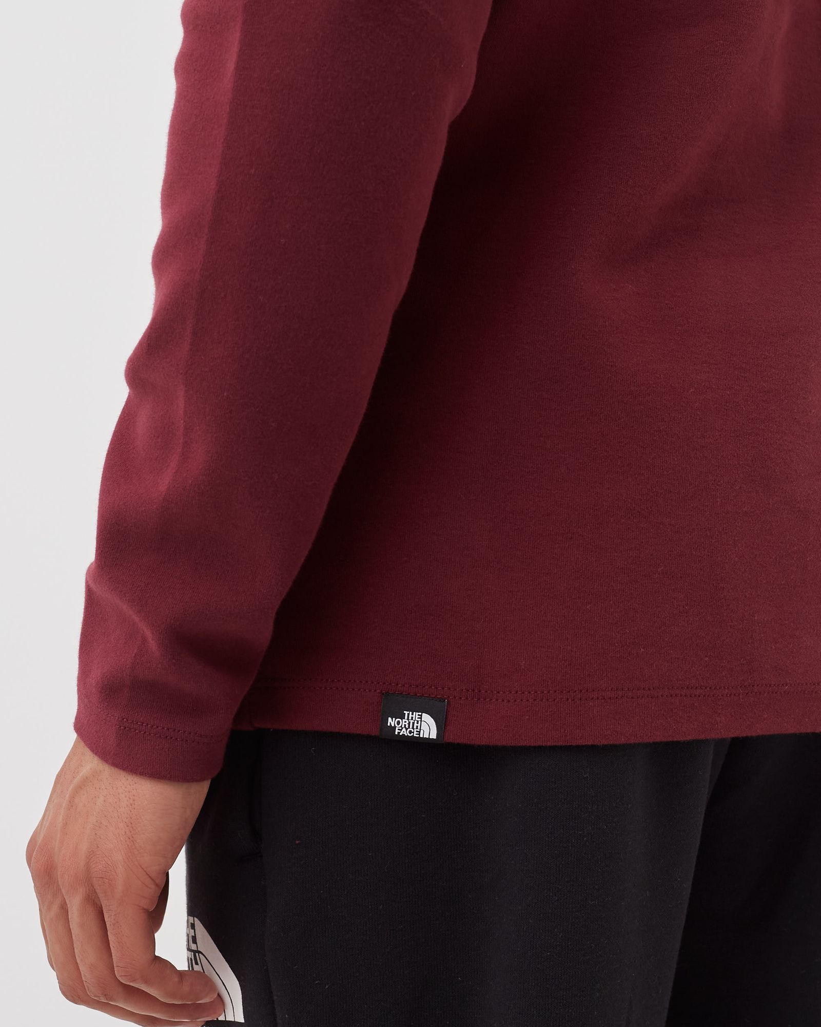 BLACK BOX MOCKNECK LONGSLEEVE