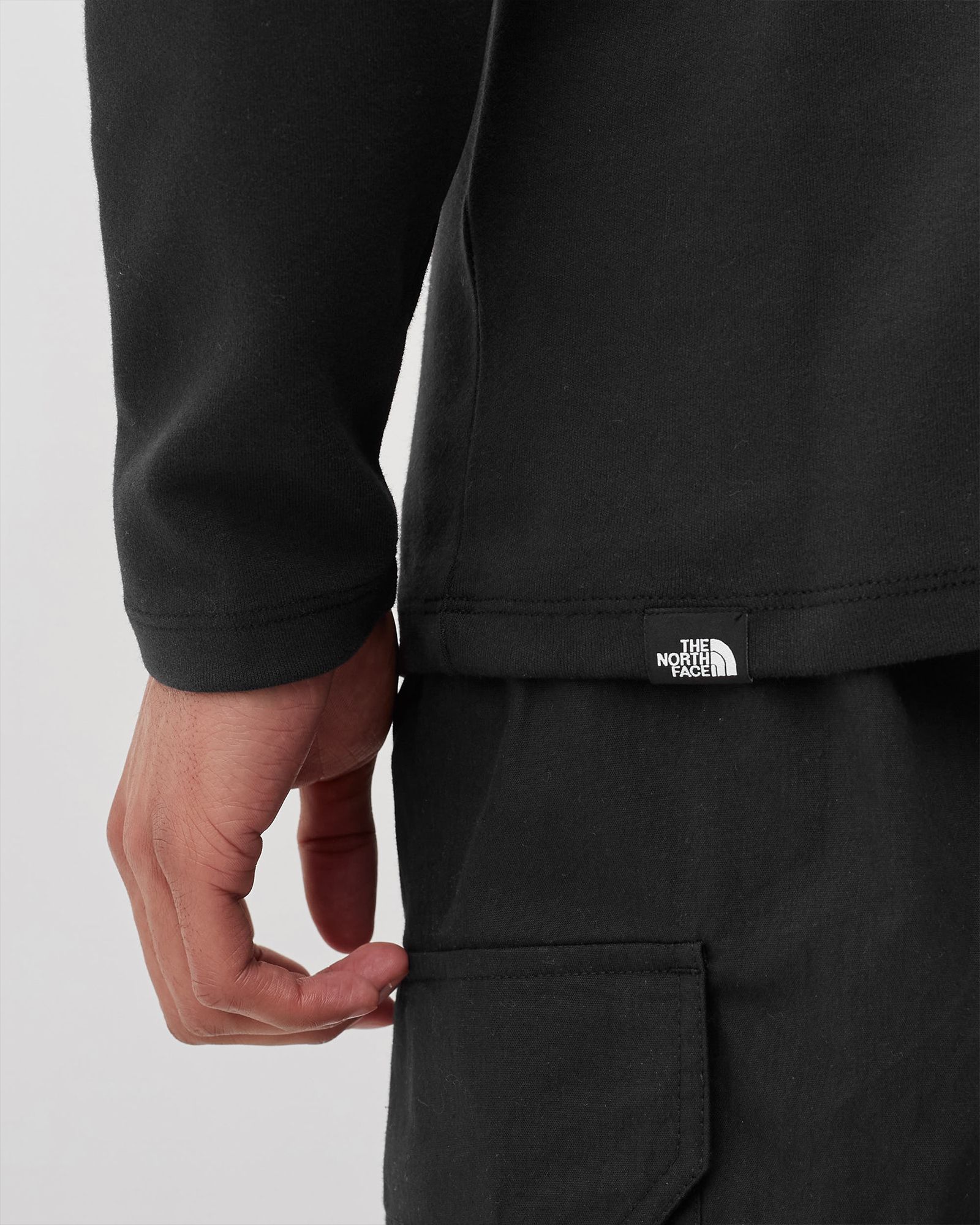 BLACK BOX MOCKNECK LONGSLEEVE