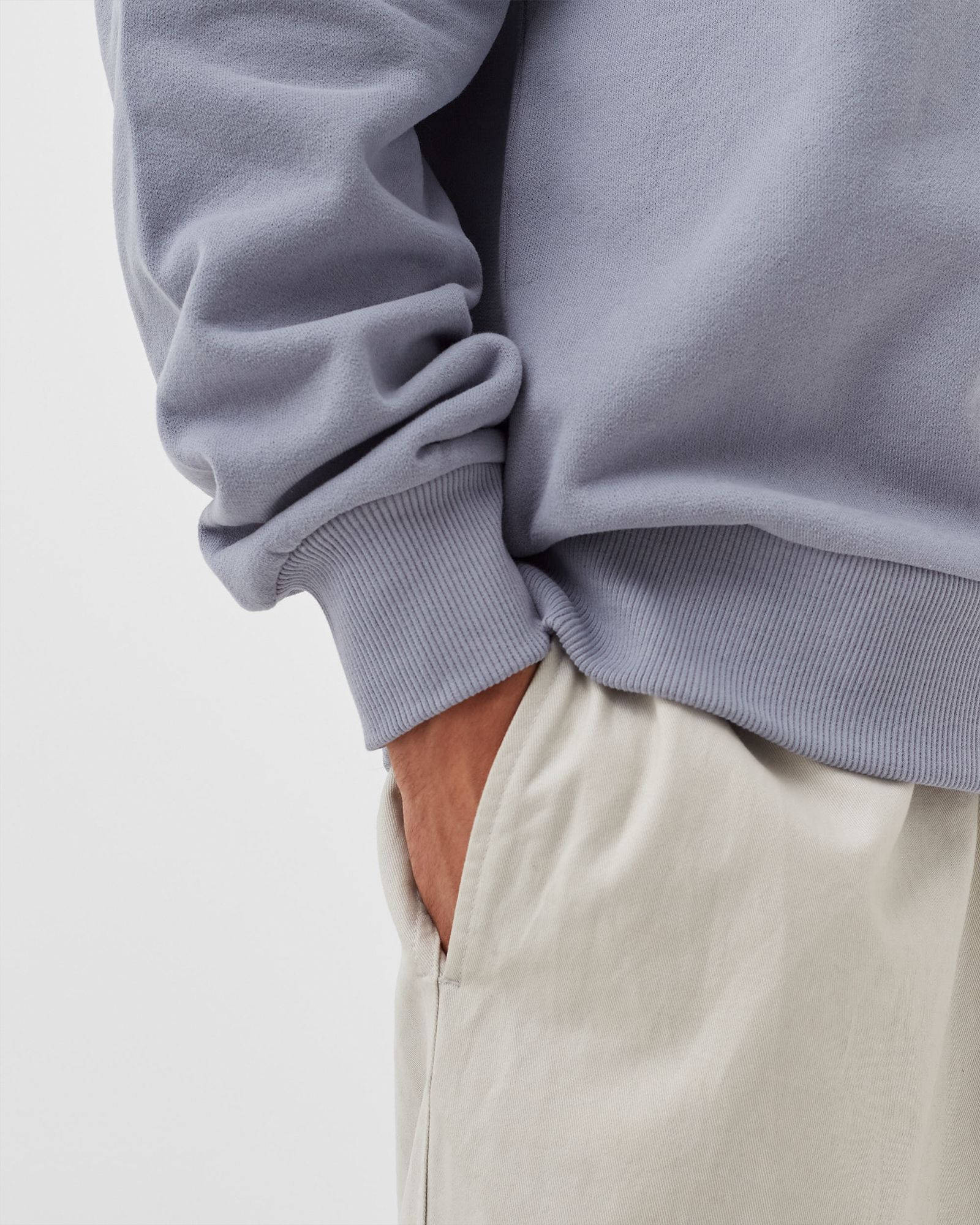 CITY STANDARD CREW SWEATSHIRT