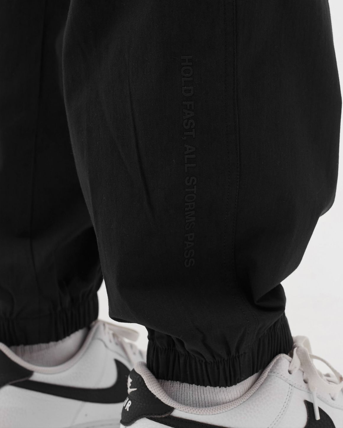 The North Face CONRADS FLAG CARGO PANT Black | BSTN Store The North Face CONRADS FLAG CARGO PANT Black | BSTN Store