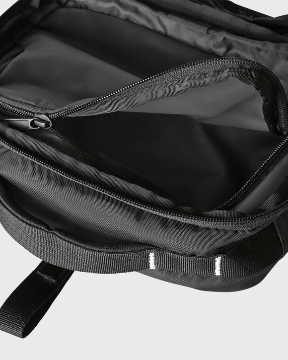 BASE CAMP VOYAGER TOILETRY KIT