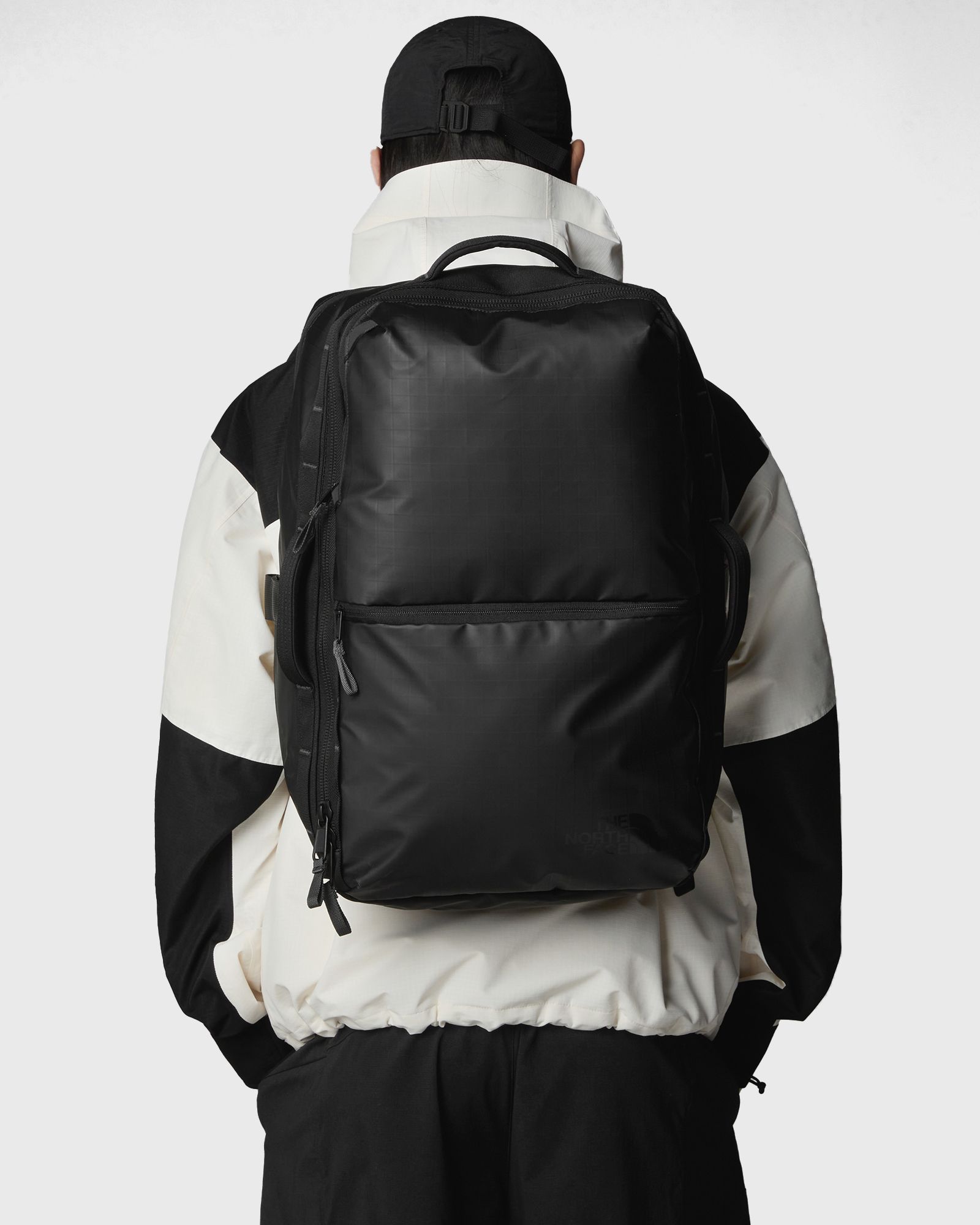 BASE CAMP VOYAGER TRAVEL PACK