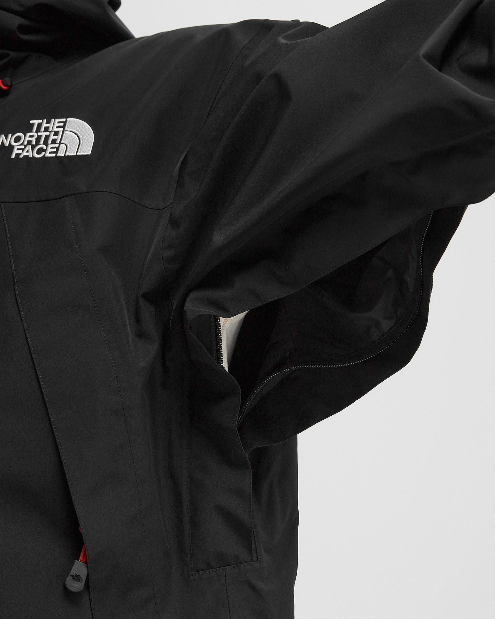 GORE-TEX MOUNTAIN JACKET