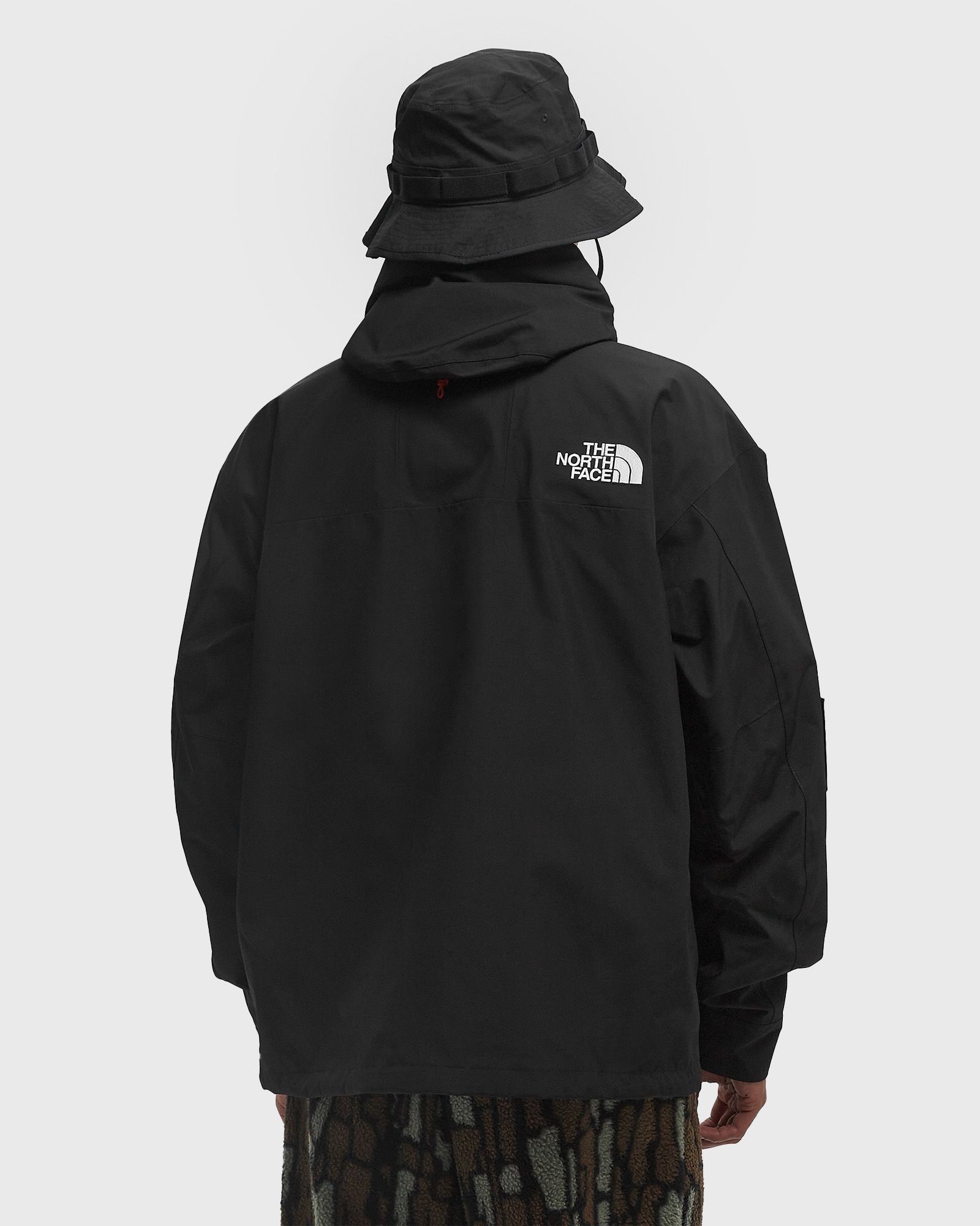 GORE-TEX MOUNTAIN JACKET