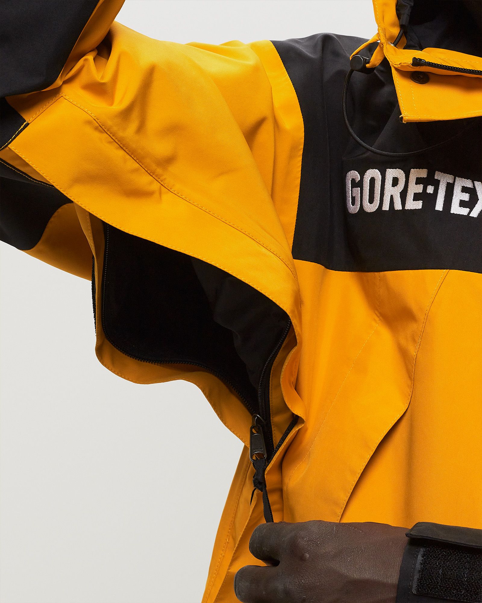 The North Face GTX Mtn Jacket Yellow | BSTN Store