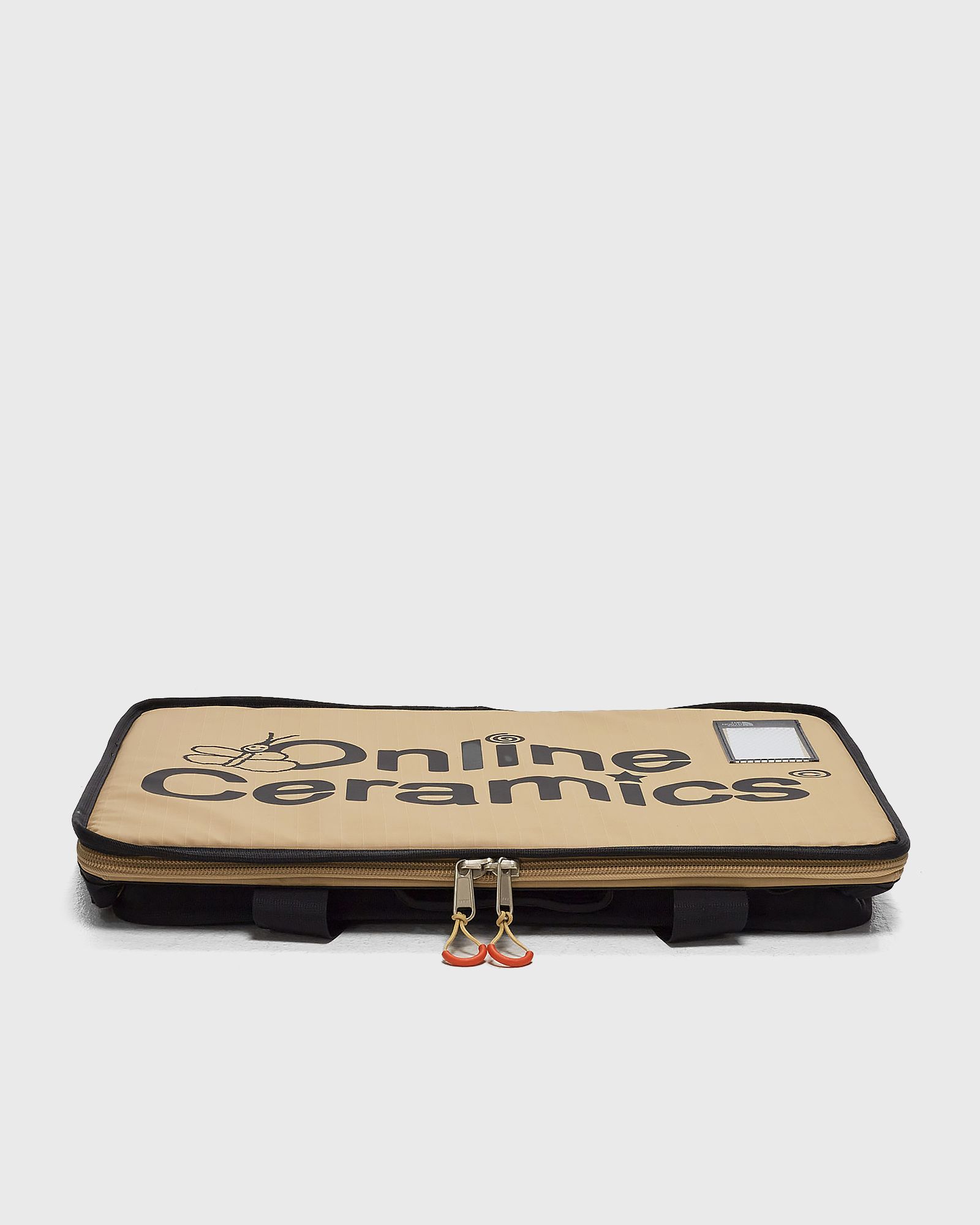 TNF X ONLINE CERAMICS BASE CAMP BOX - M