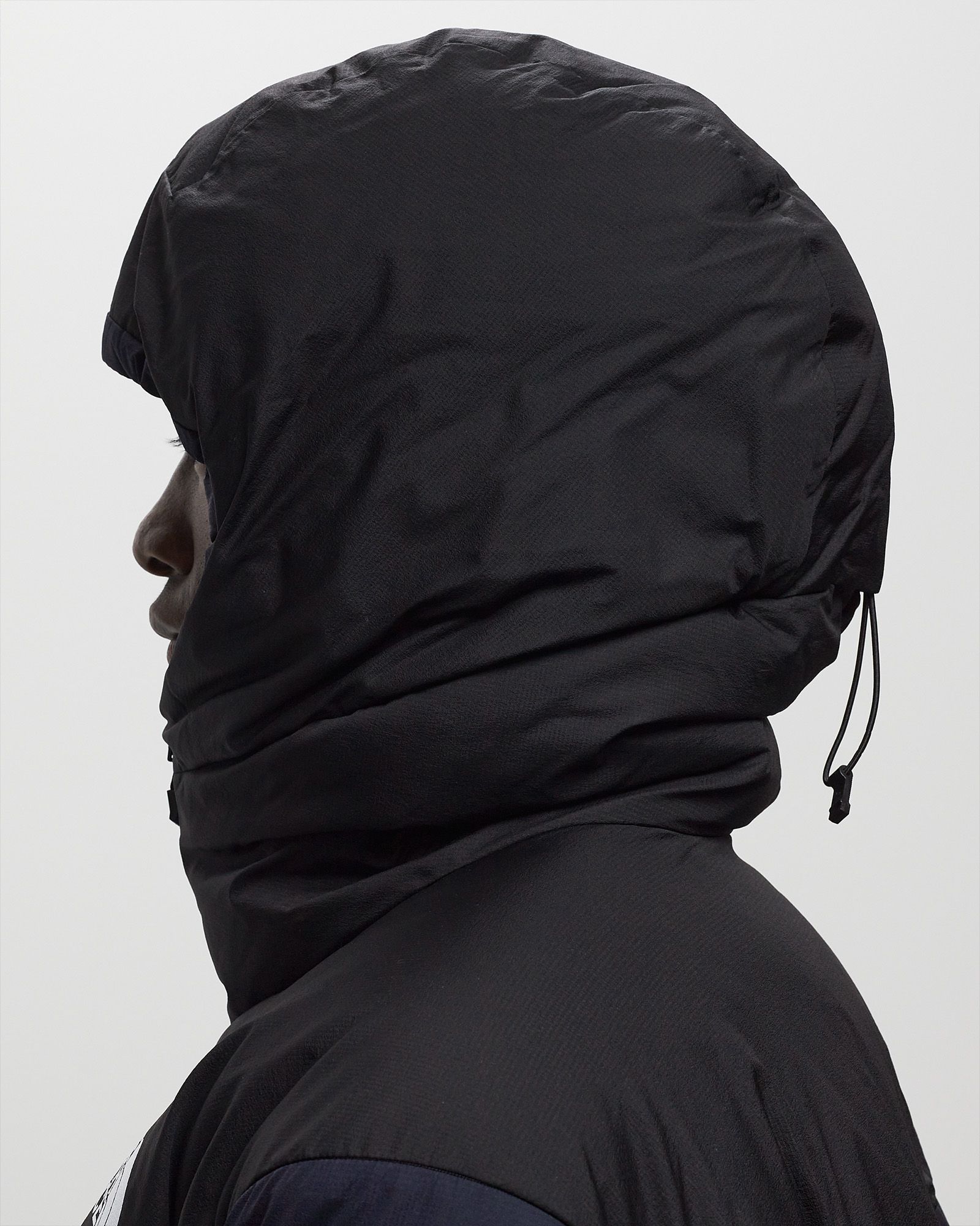 X UNDERCOVER CLOUD DOWN NUPSTE