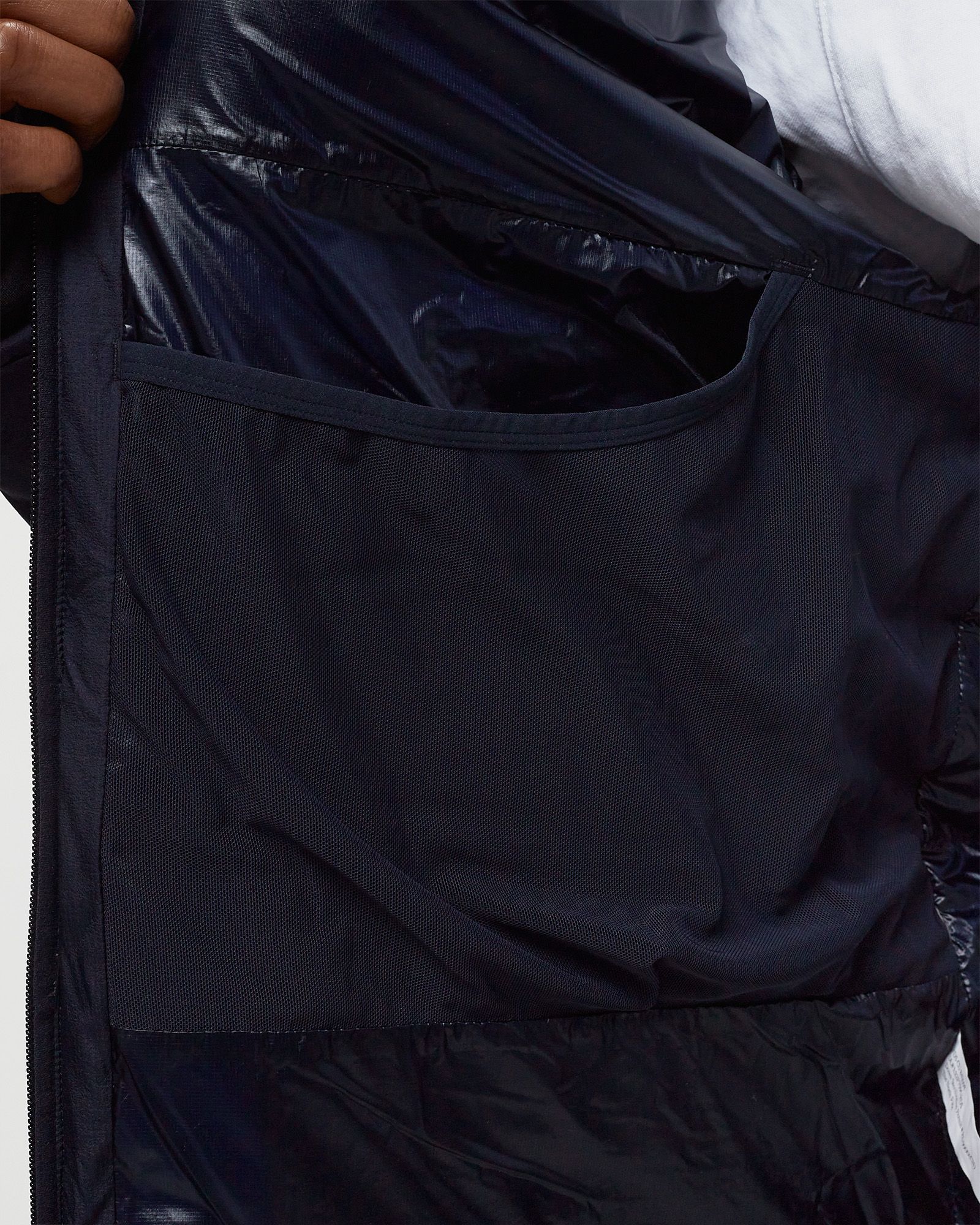 X UNDERCOVER CLOUD DOWN NUPSTE