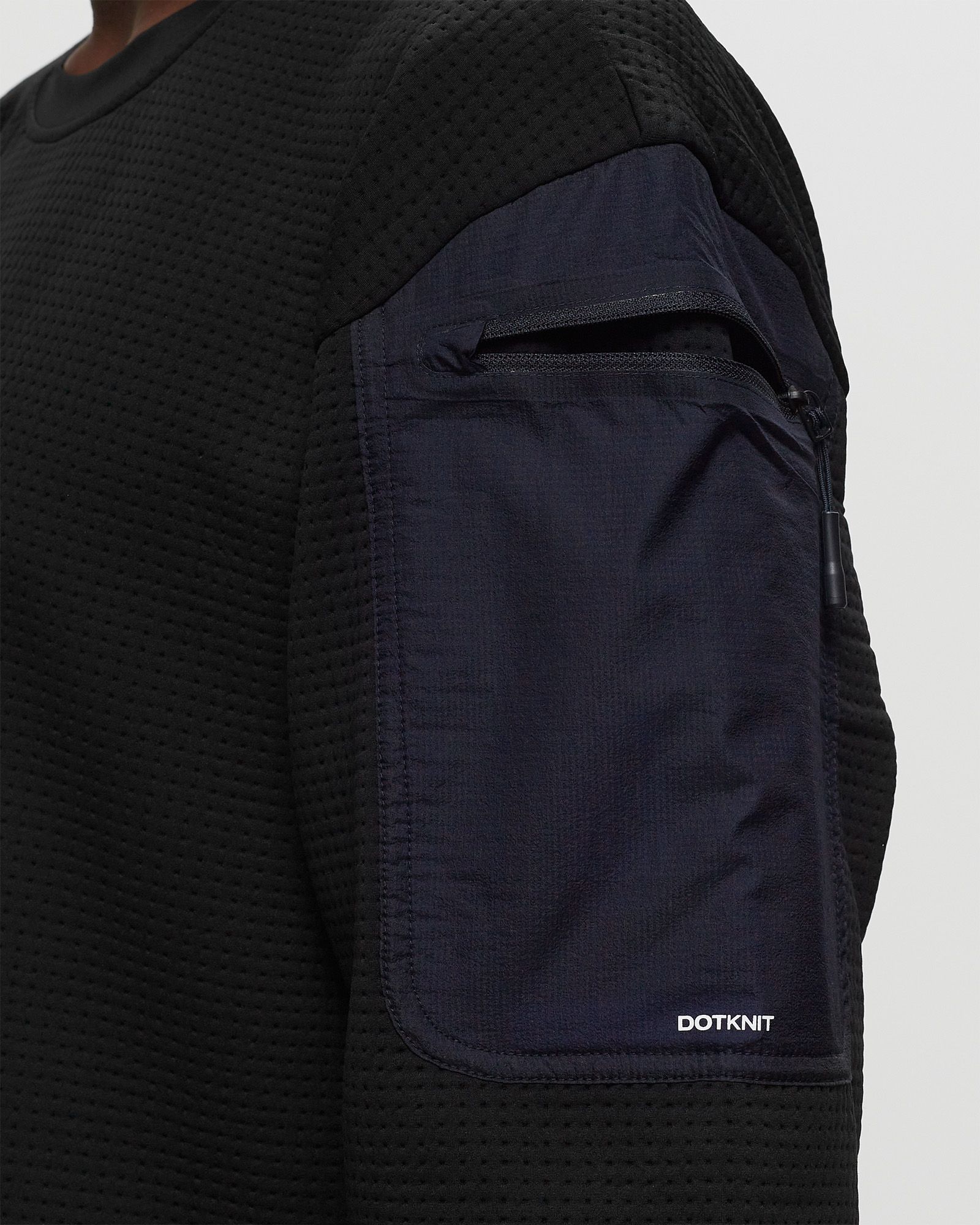 X UNDERCOVER DotKnit TEE