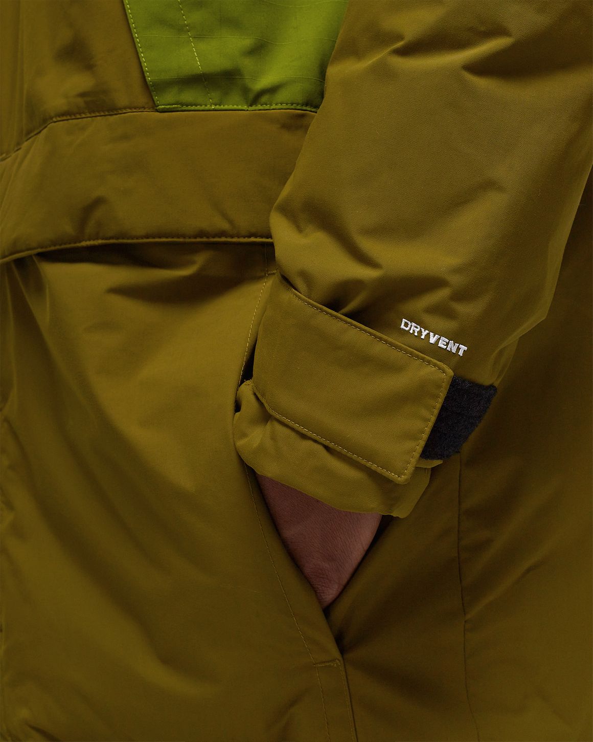 The North Face ORIGINS 86 MOUNTAIN JACKET Green | BSTN Store