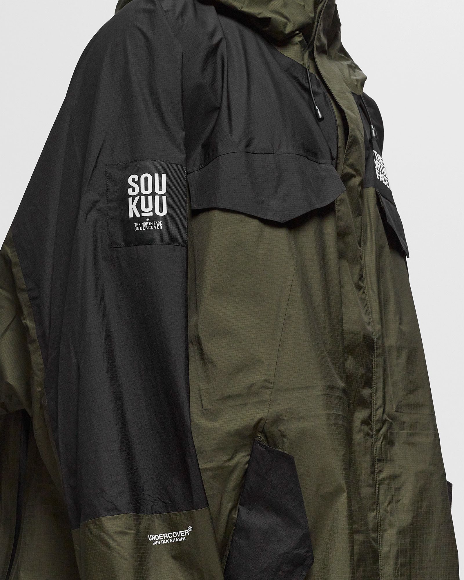 x UNDERCOVER HIKE PACKABLE FISHTAIL SHELL PARK