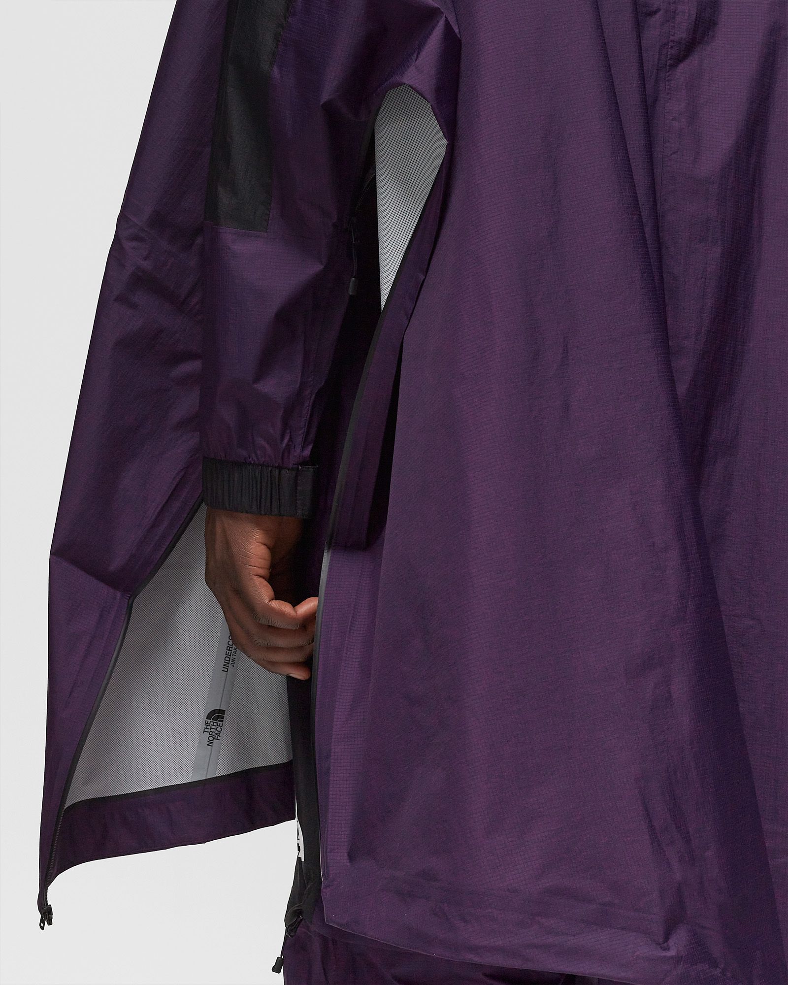 x UNDERCOVER HIKE PACKABLE FISHTAIL SHELL PARK