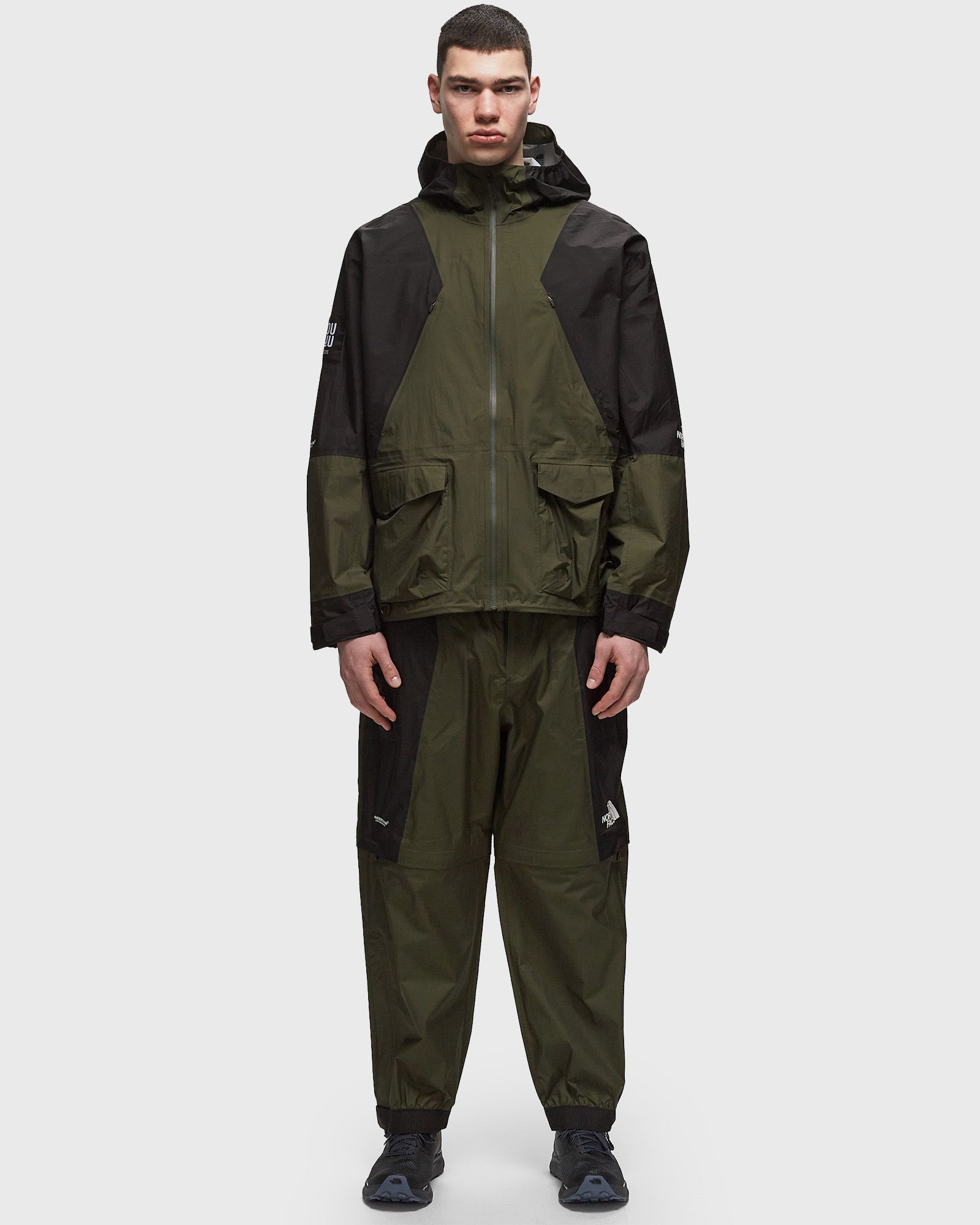 x UNDERCOVER HIKE PACKABLE MOUNTAIN LIGHT SHEL