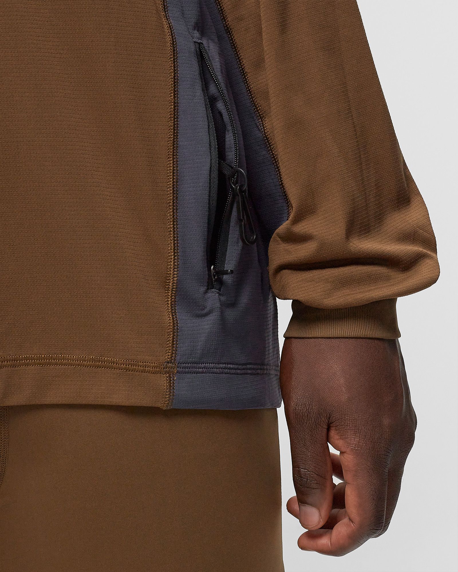 x Undercover TRAIL RUN L/S TEE