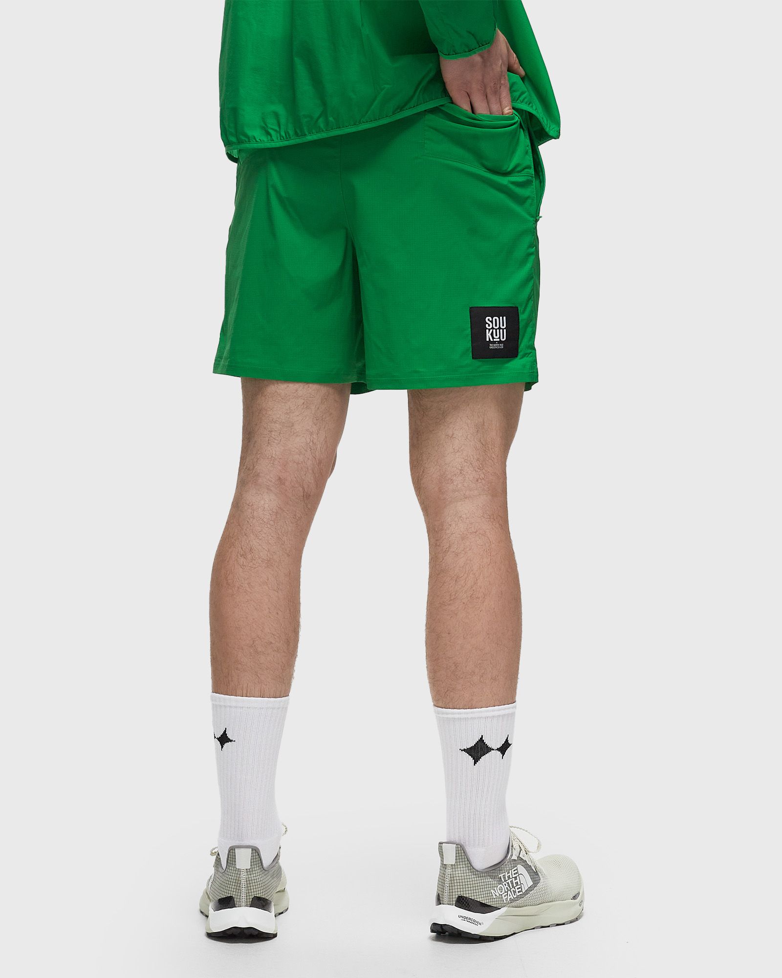 x UNDERCOVER TRAIL RUN UTILITY 2-IN-1 SHORTS