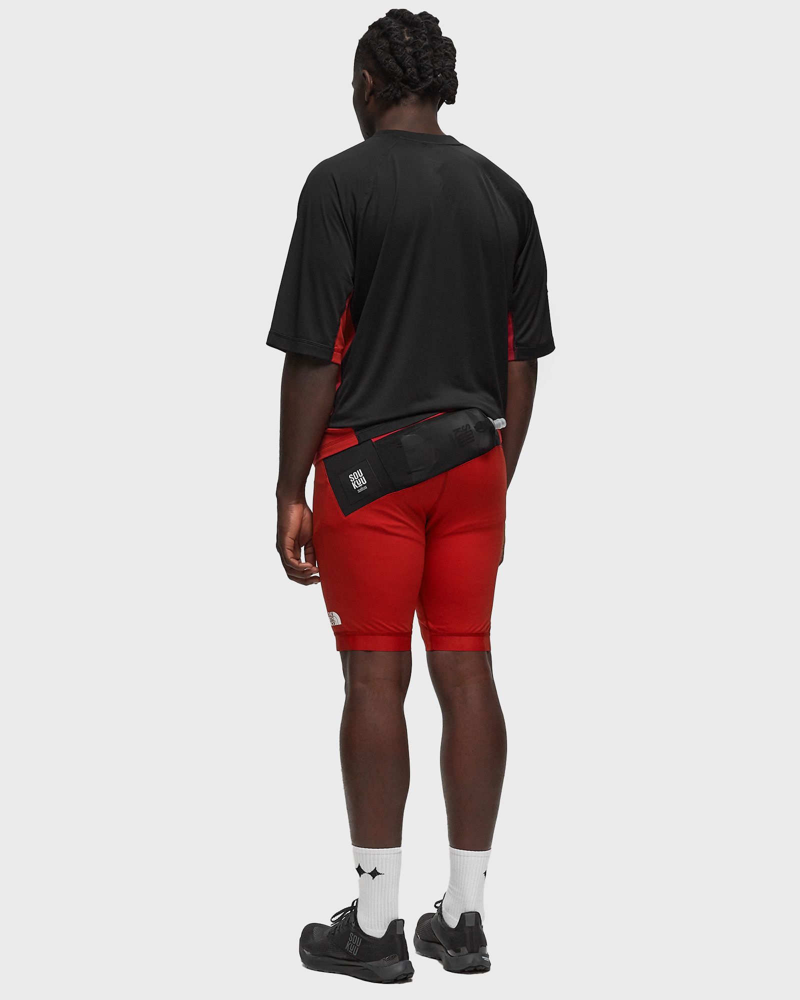 x UNDERCOVER TRAIL RUN UTILITY SHORT