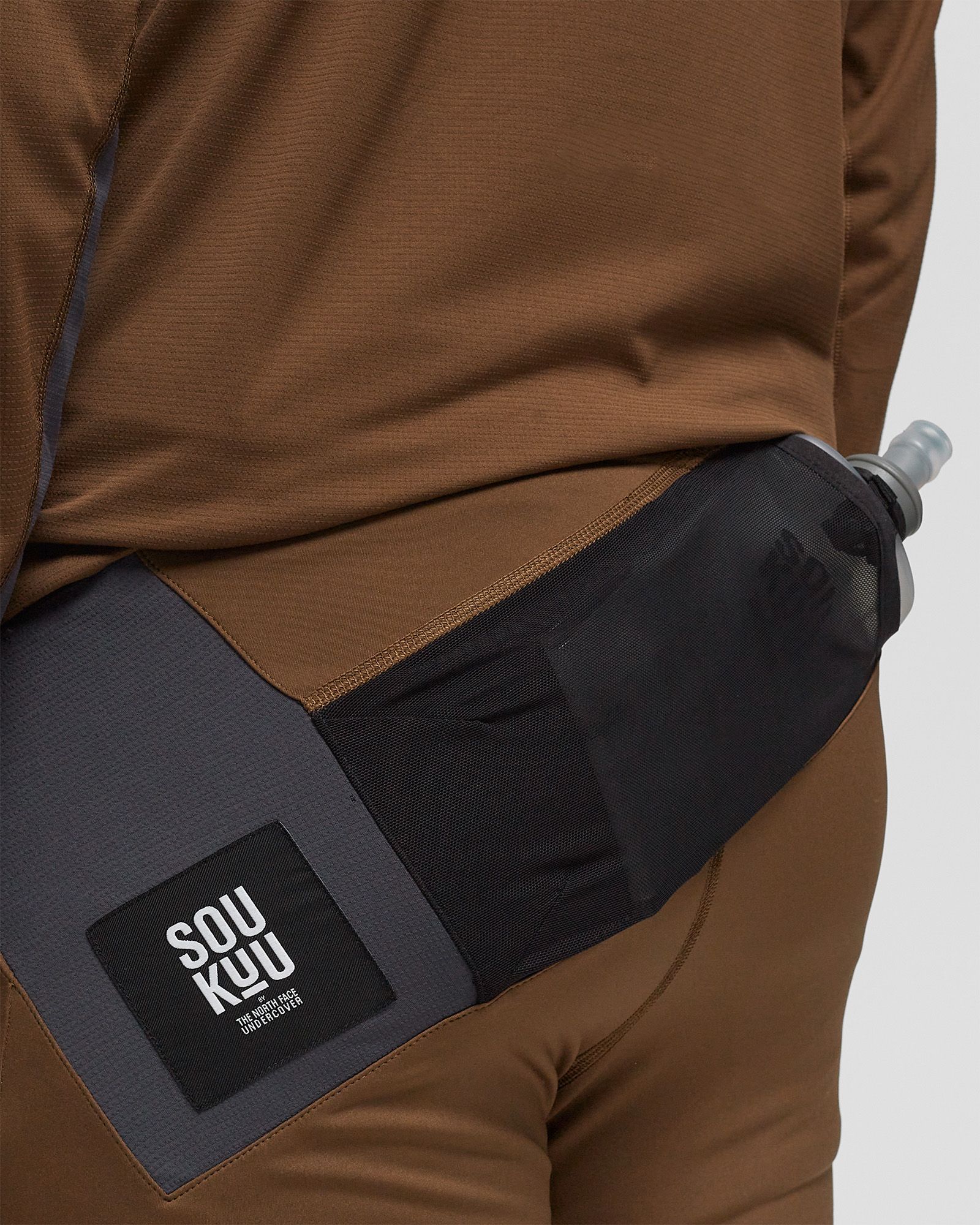 x UNDERCOVER TRAIL RUN UTILITY SHORT