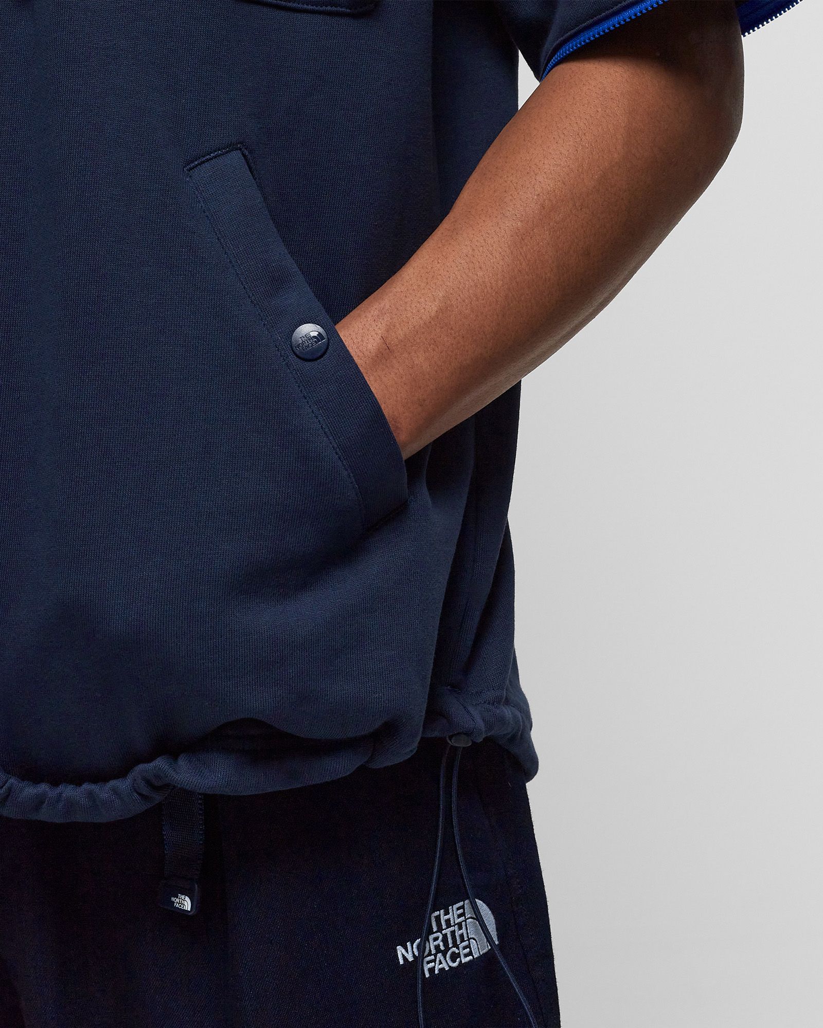 M CONVERTIBLE HOODIE - AP