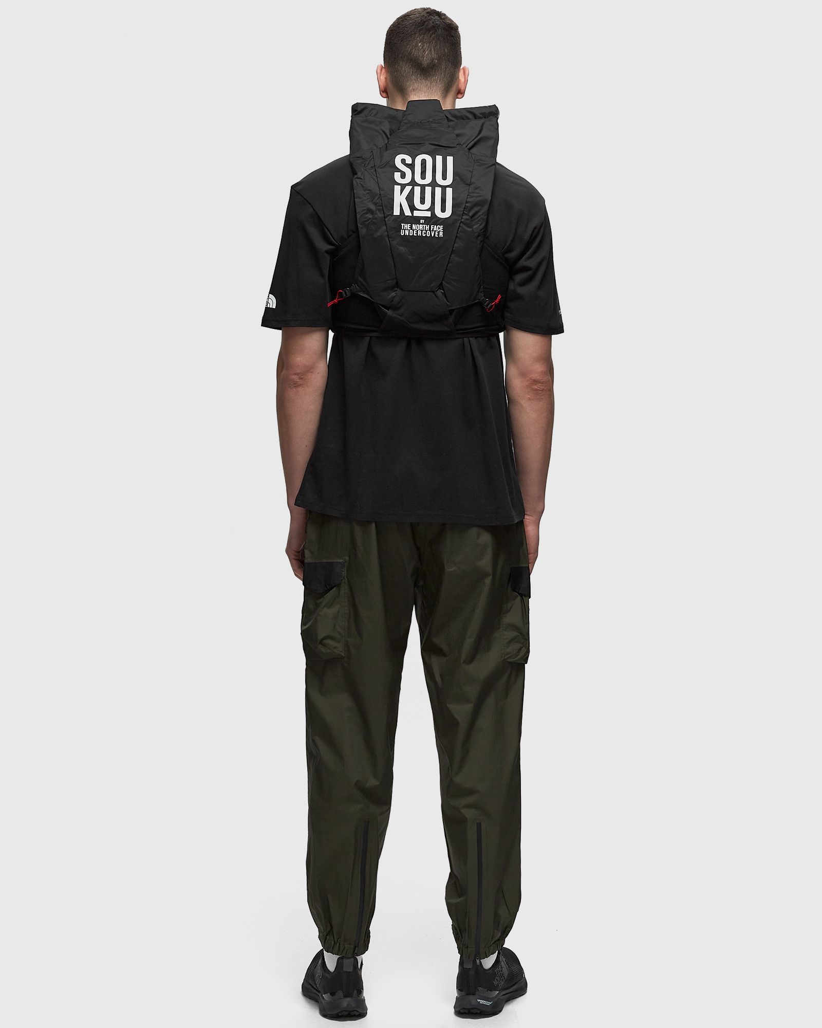 x UNDERCOVER TRAIL RUN 12L PACK