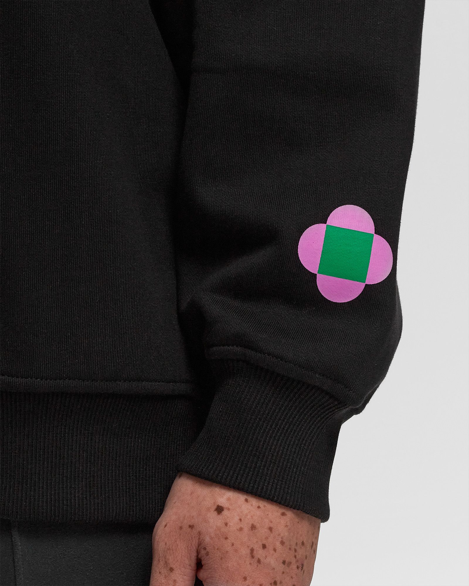 X YINKA ILORI GRAPHIC CREW