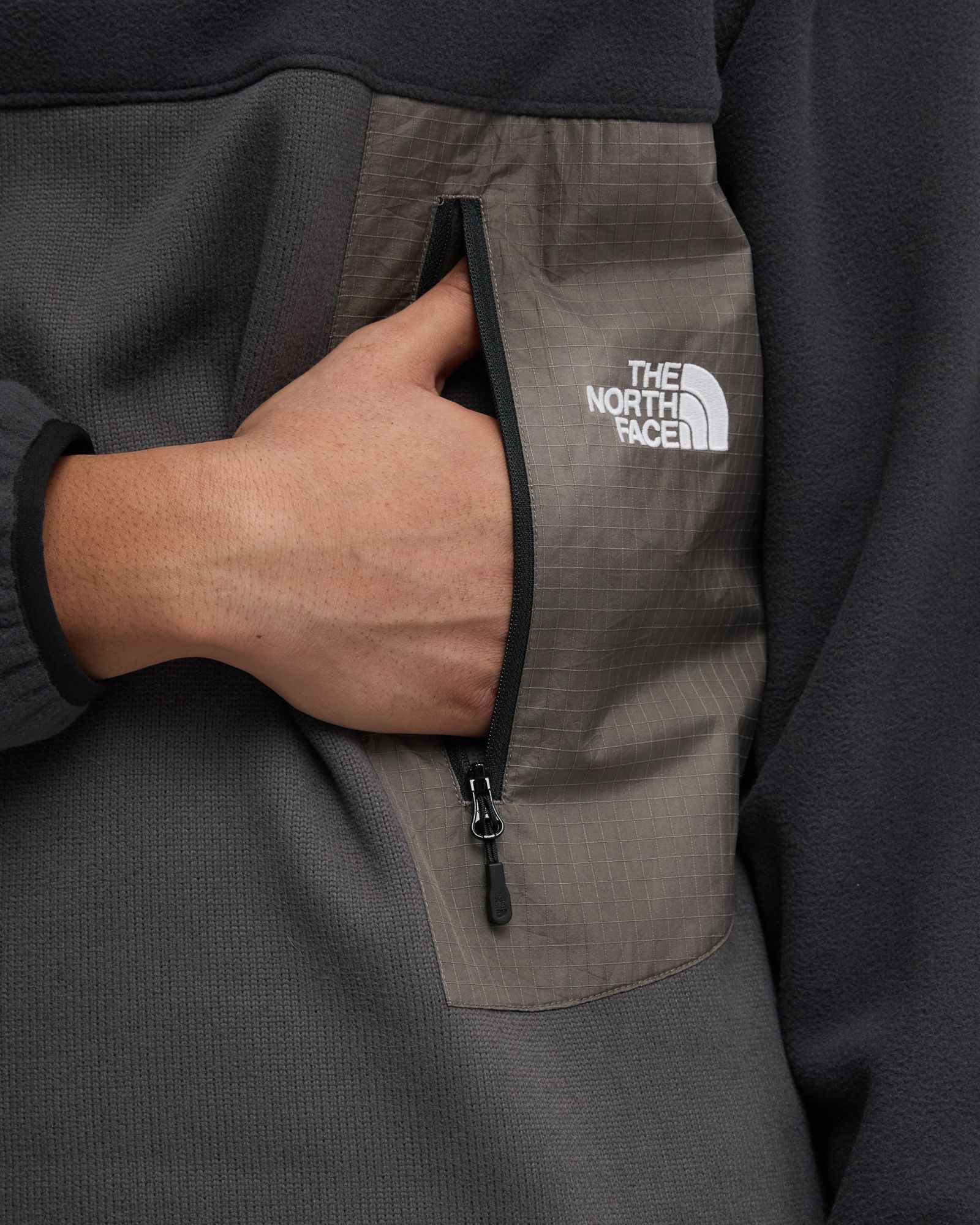 COLOR MIX HOODIE - AP