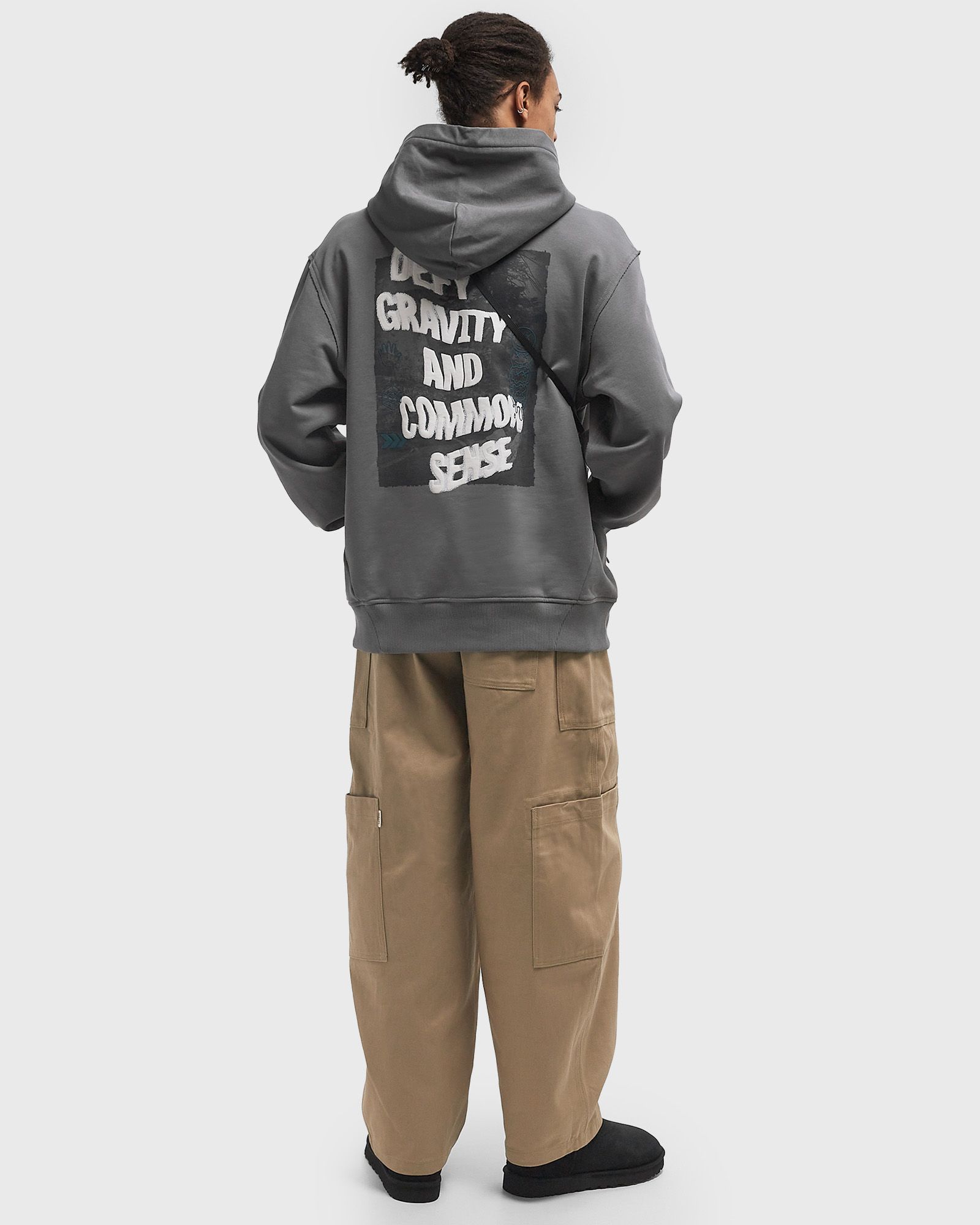 HERITAGE GRAPHIC RELAXED HOODIE