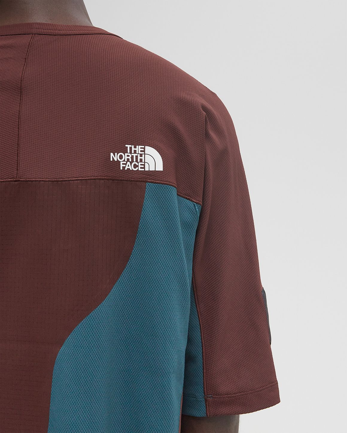 The North Face X SOUKUU TRAIL RUN PERFORATED SHORT SLEEVE