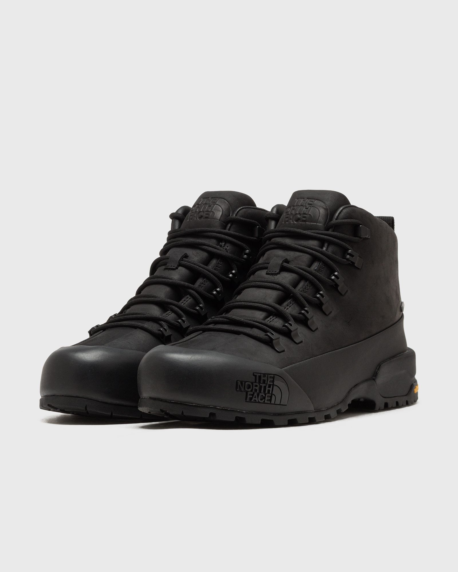 新品未使用　brunt my way 23 black ASH NOAH | Browns Shoes