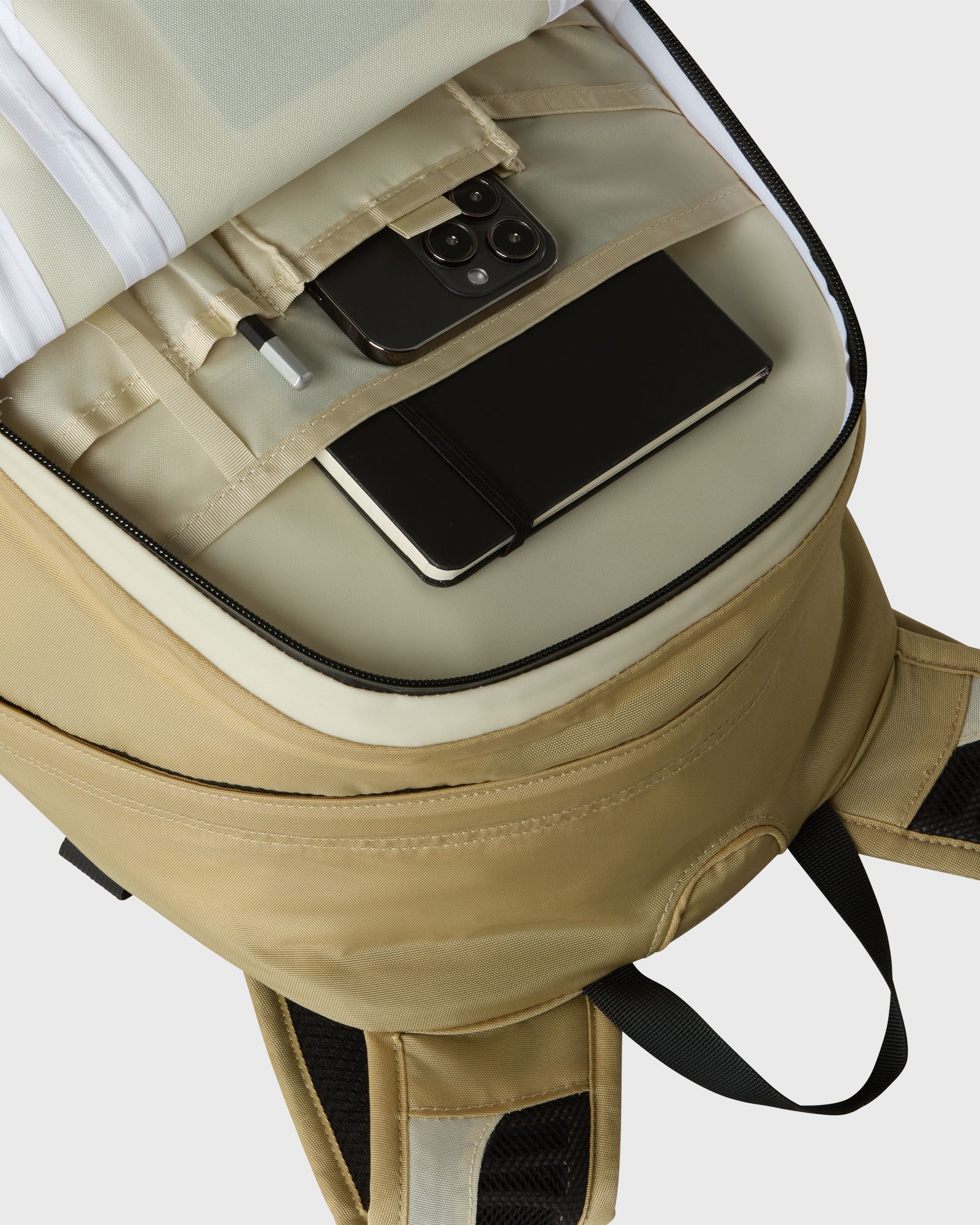 HOT SHOT BC aki Ston