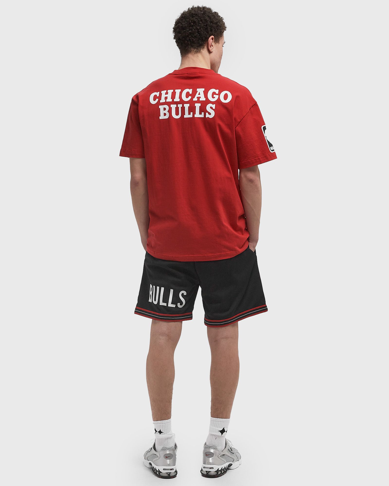 NBA ULTIMATE PLAYER TEE VINTAGE LOGO CHICAGO BULLS DENNIS RODMAN #91