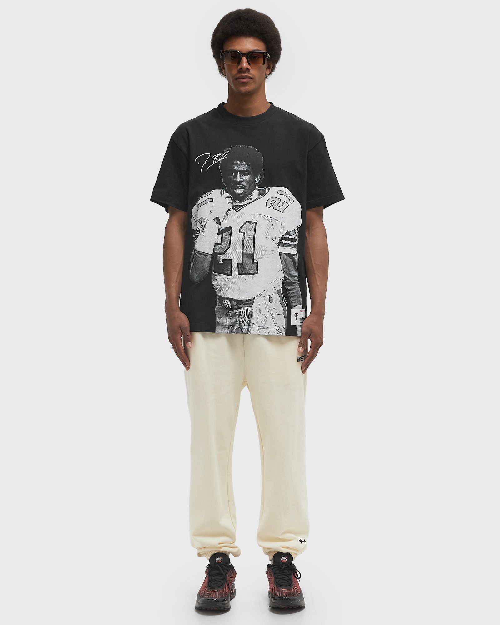 NFL ULTIMATE PLAYER TEE VINTAGE LOGO ATLANTA FALCONS DEION SANDERS #21