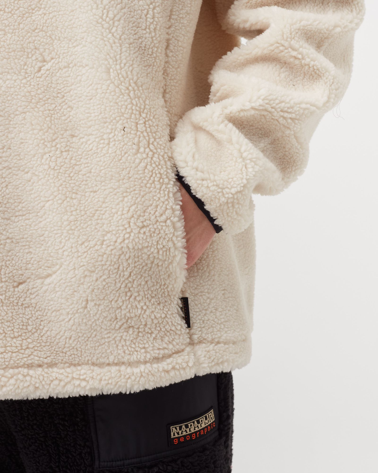 T-PATCH CURLY 1 HOODIE