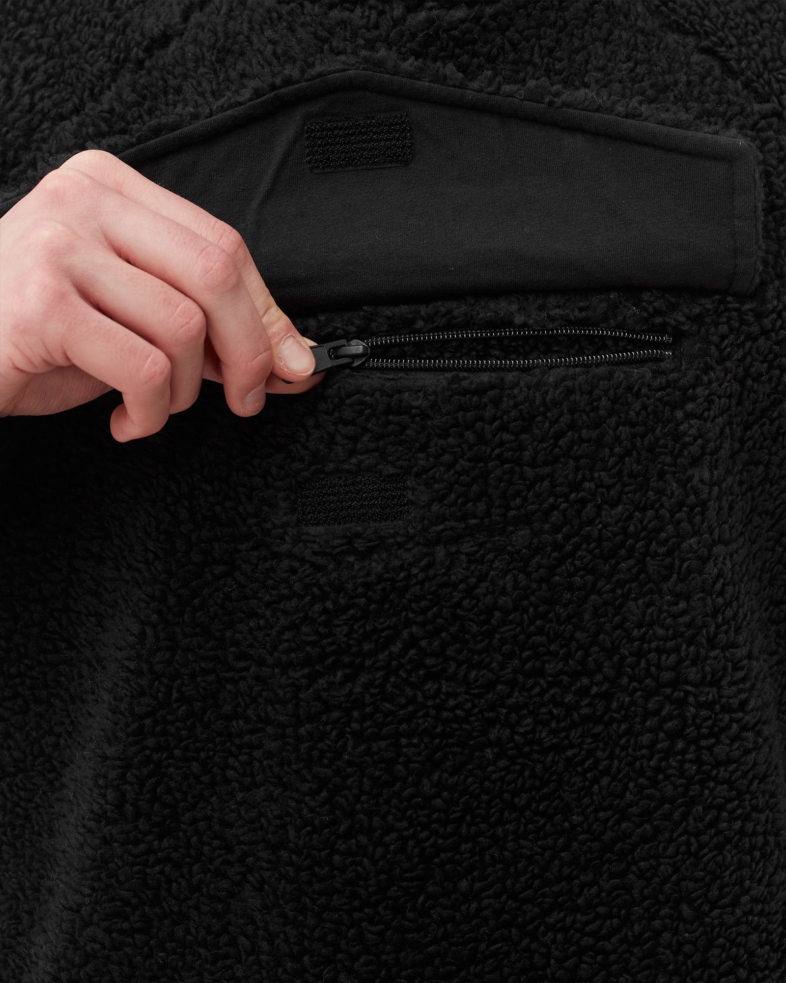 T-PATCH CURLY 1 HOODIE