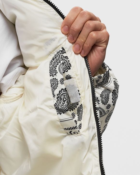 A-HOLIDAY OUTERWEAR