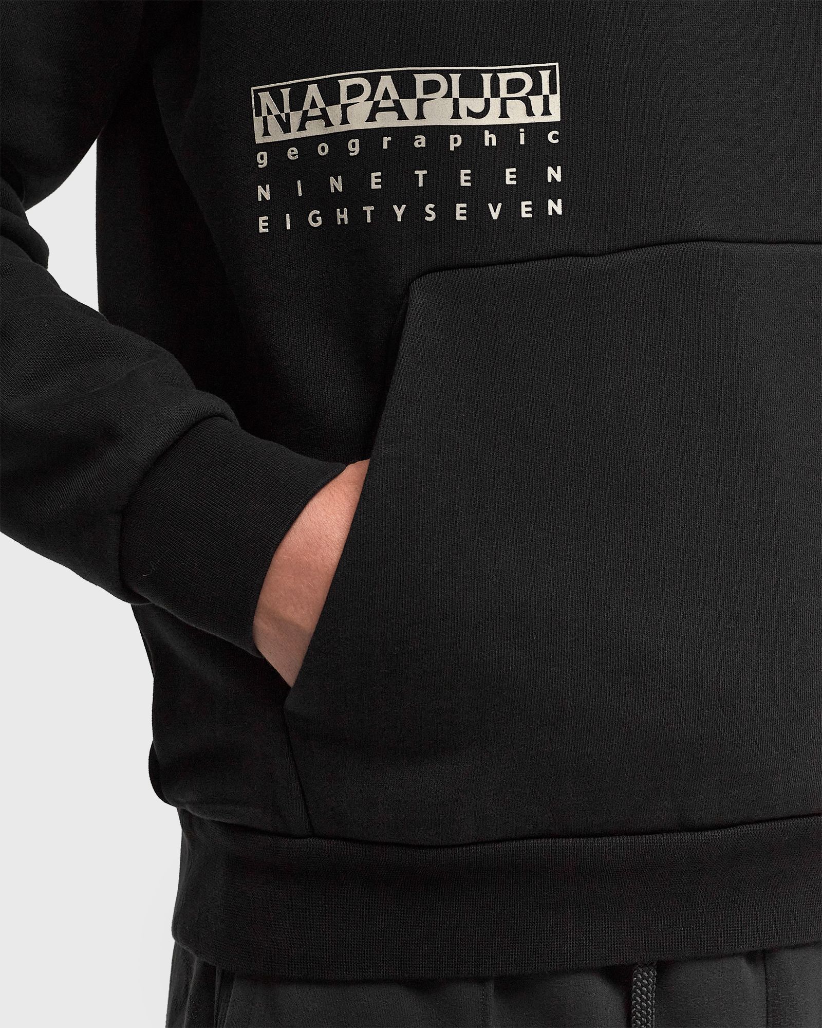 B-PREMIUM HOODIE
