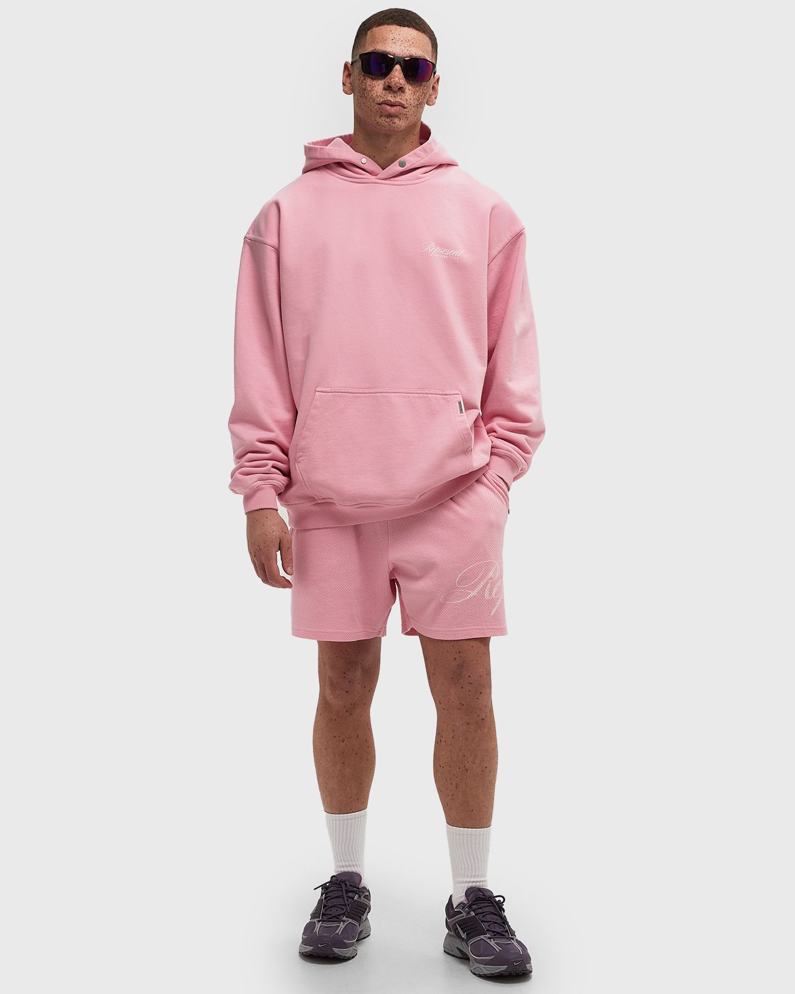 REPRESENT OWNERS CLUB SCRIPT MESH SHORTS