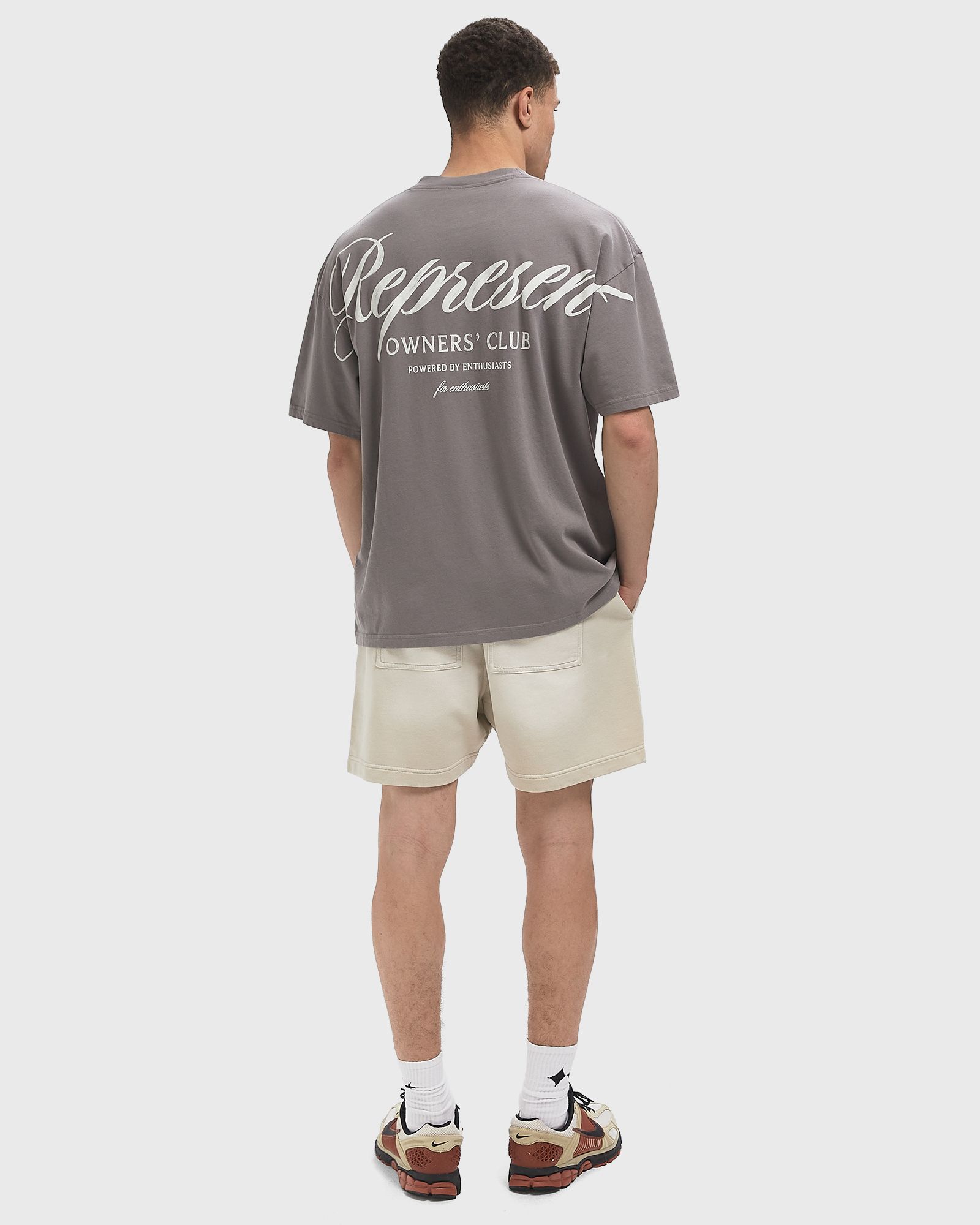 Represent Owners Club Script T-Shirt