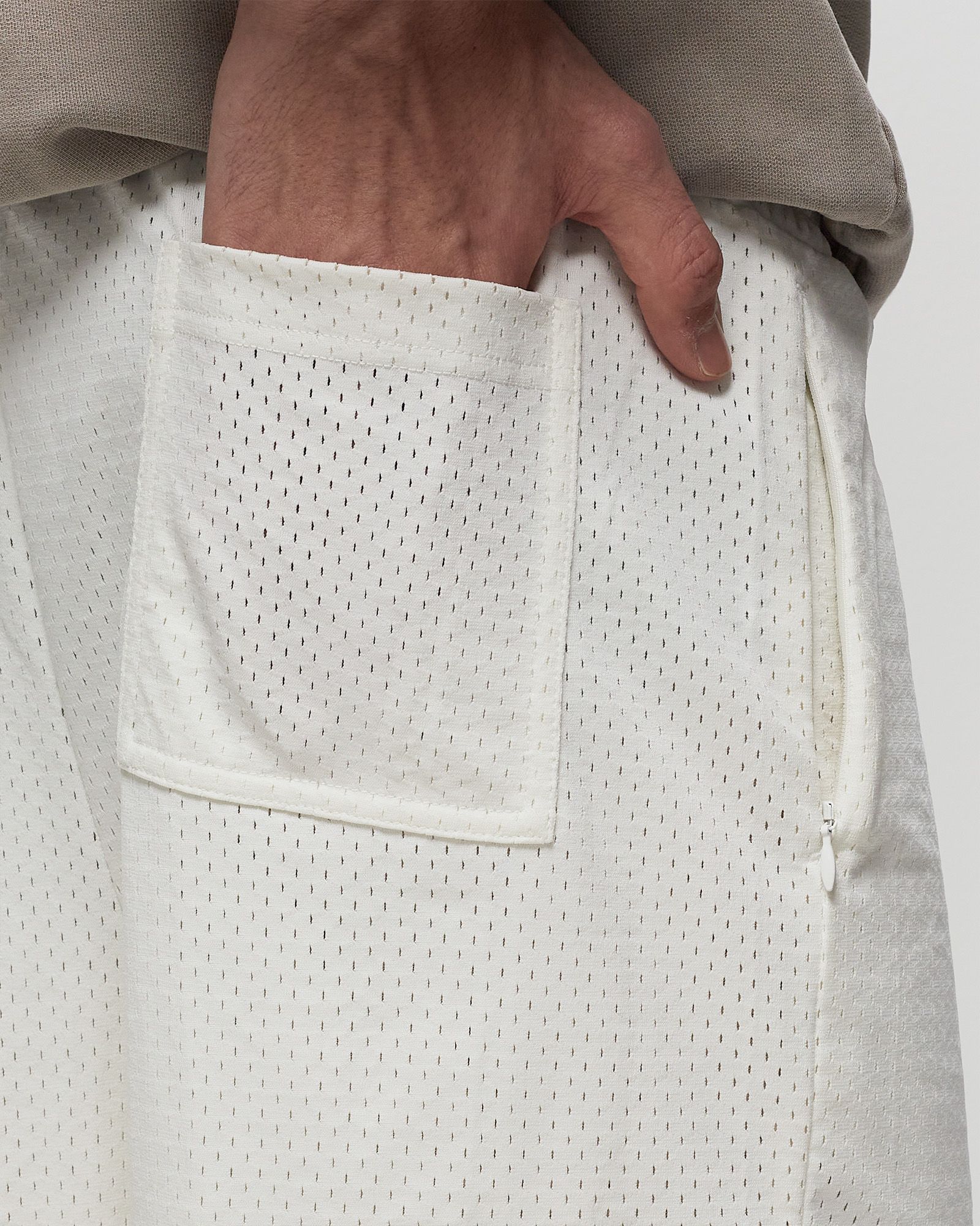 REPRESENT OWNERS CLUB MESH SHORT