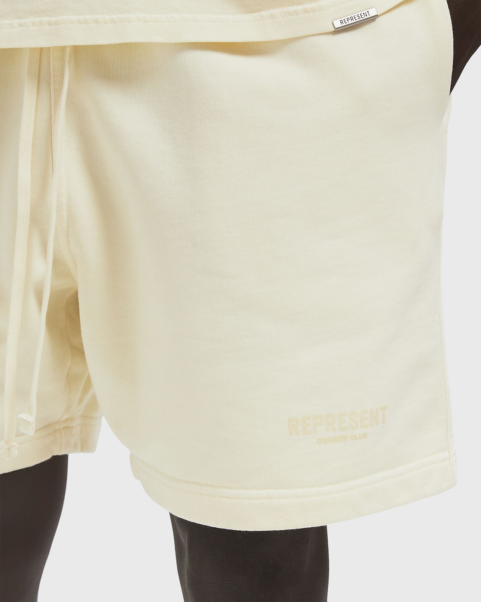 Represent Owners Club Short