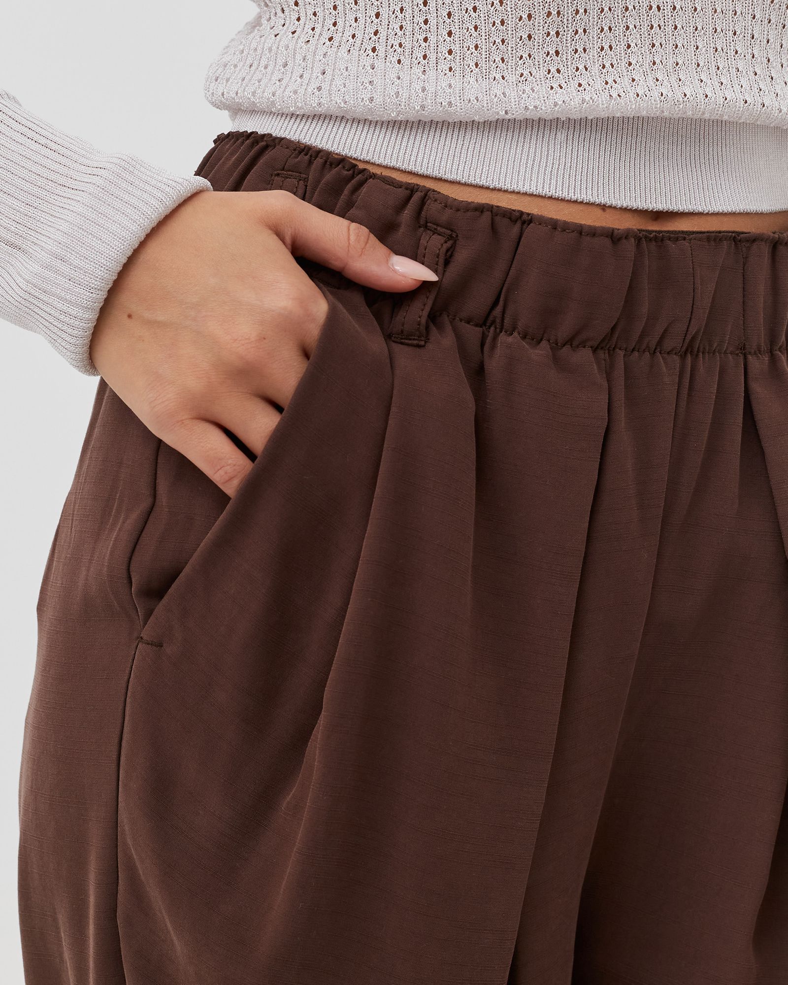 NOTHIN TO SAY PLEATED TROUSER PANT