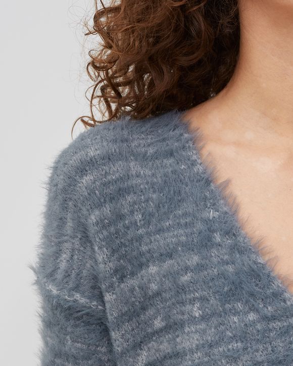 SERENDIPITY V NECK