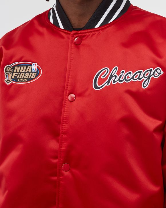 Lot Detail - 1990-91 Chicago Bulls Warm-Up Jacket Attributed to