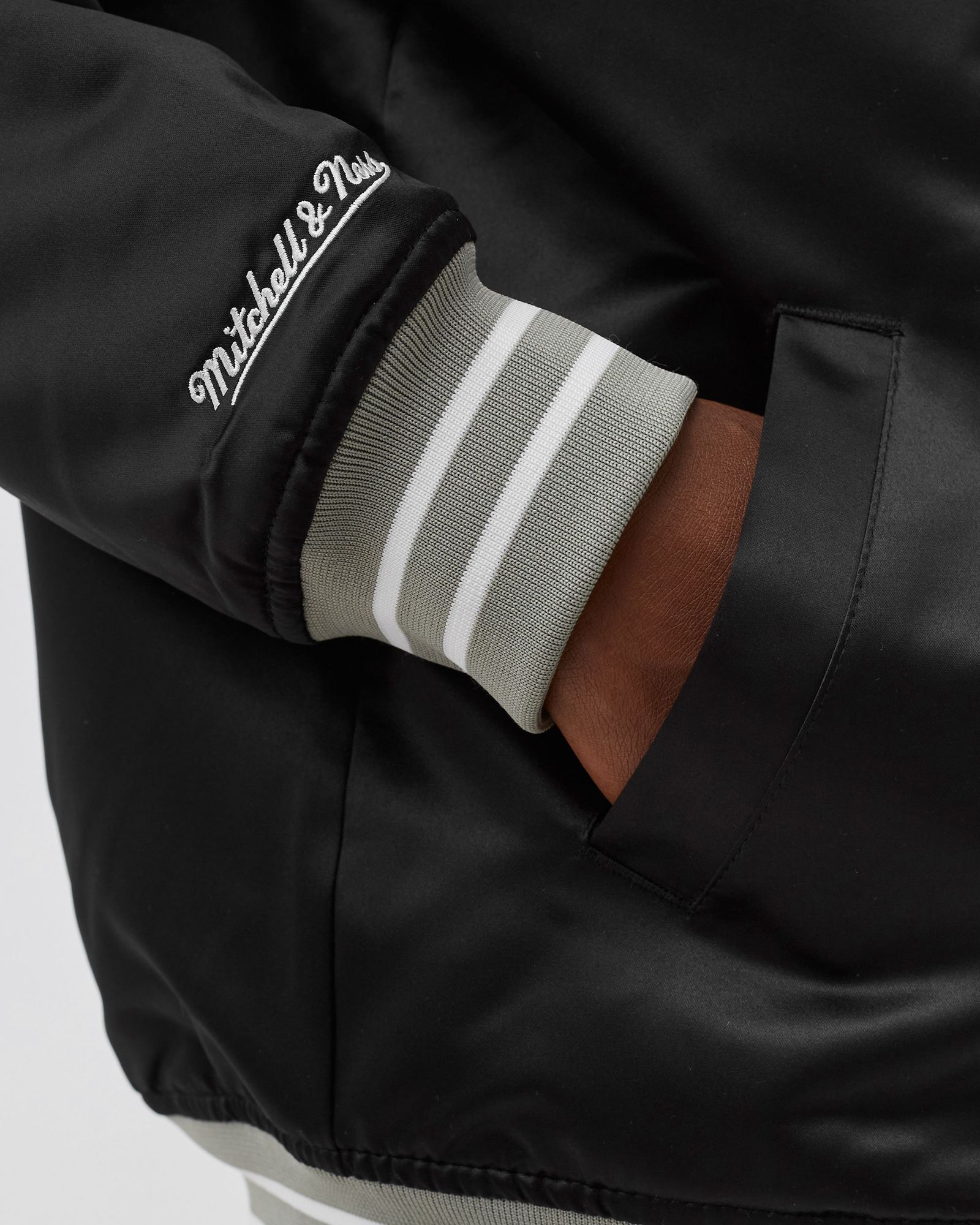 NFL Heavyweight Satin Jacket OAKLAND RAIDERS