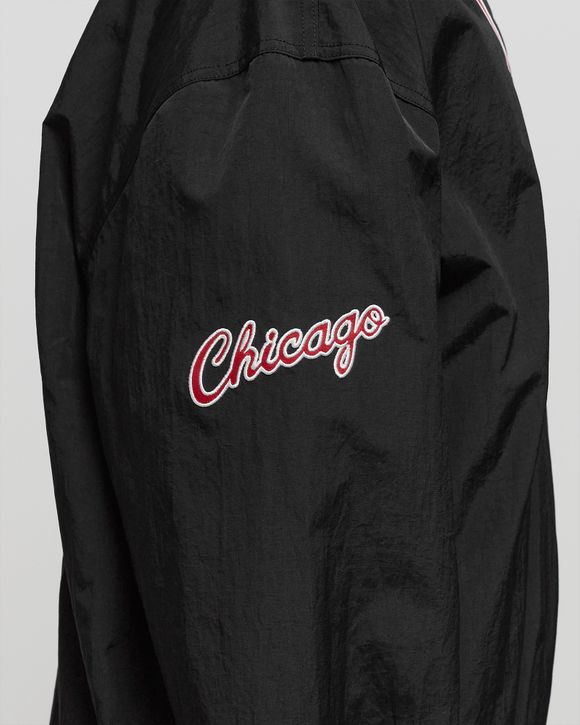 NBA CLASSIC NYLON PULLOVER VINTAGE LOGO CHICAGO BULLS