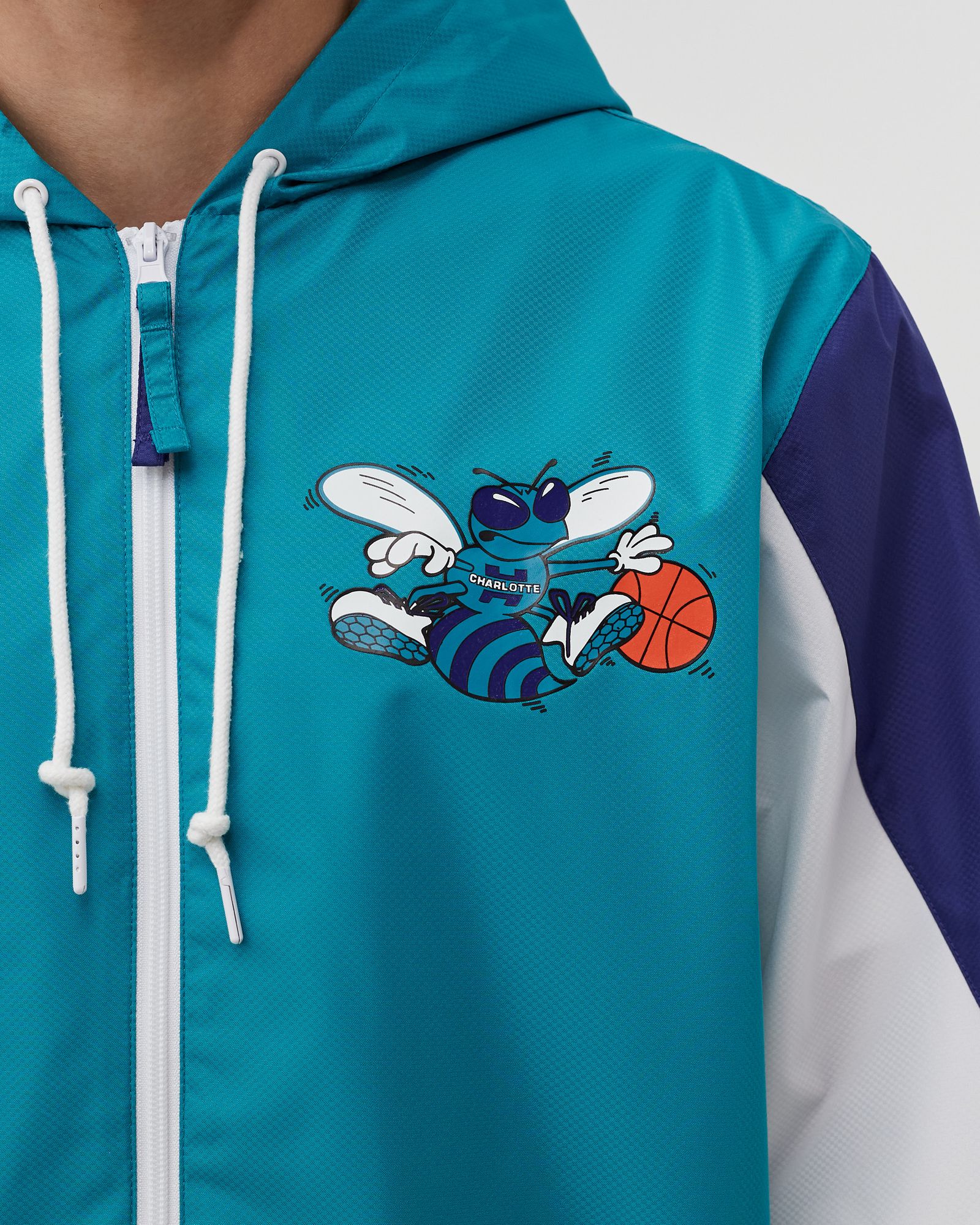 NBA THROW IT BACK FULL ZIP WINDBREAKER HORNETS