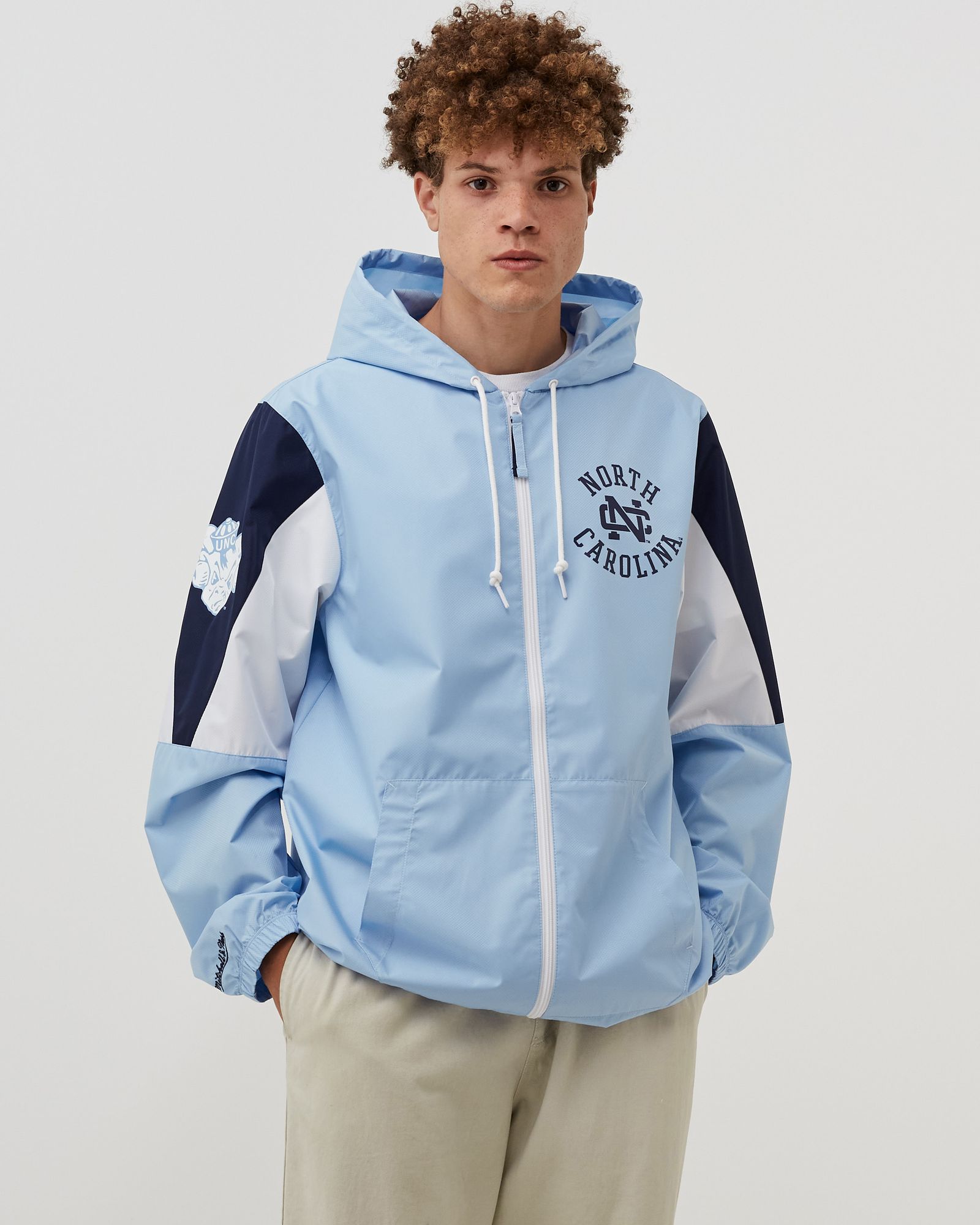 NCAA THROW IT BACK FULL ZIP WINDBREAKER NORTH CAROLINA