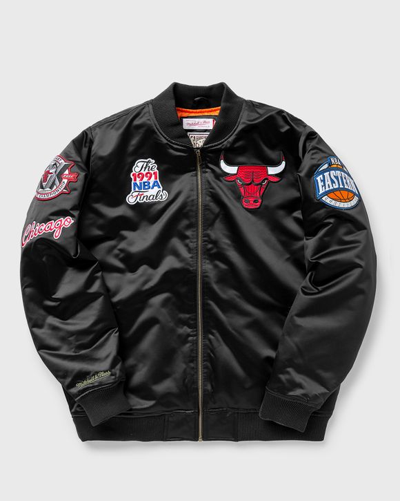 MITCHELL AND NESS NBA Chicago Bulls Satin Bomber Jacket  OJZP5129-CBUYYPPPBLCK - Shiekh