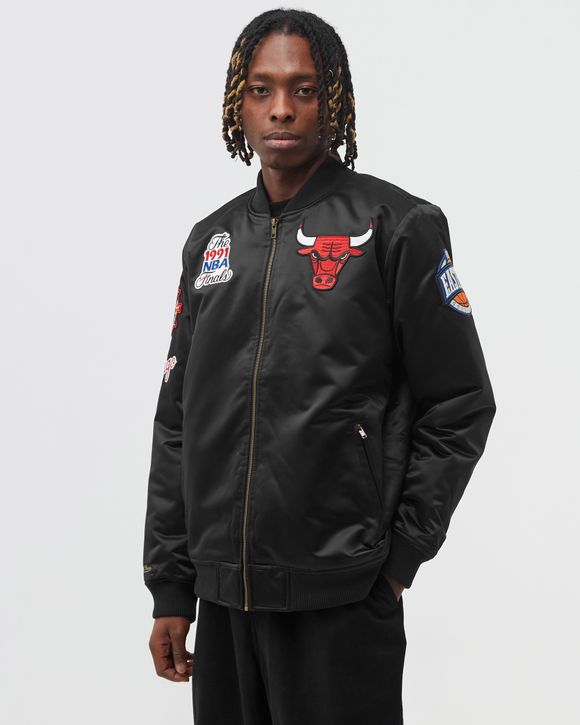 Mitchell and ness clearance chicago bulls satin jacket