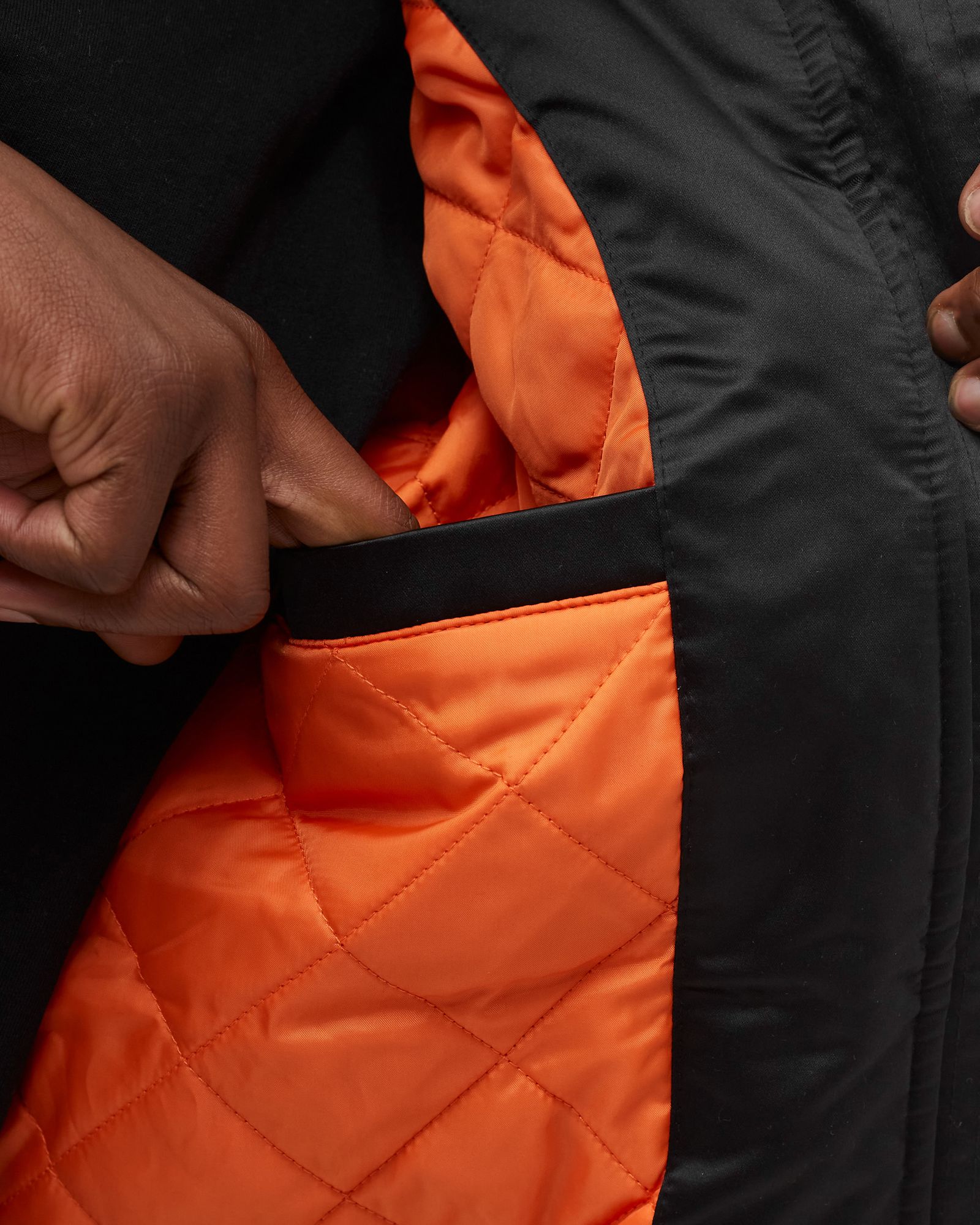 LA LAKERS - Flight Satin Bomber Jacket