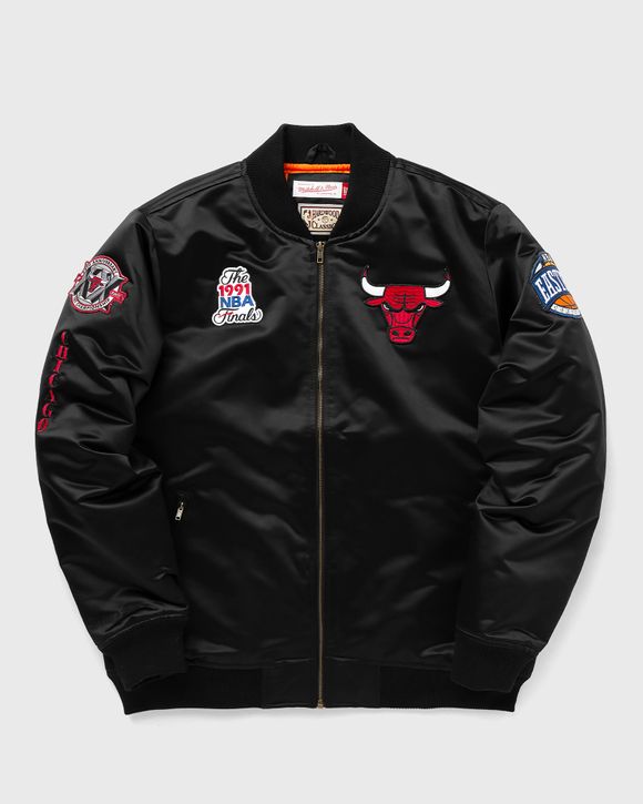 Mitchell & Ness NBA SATIN BOMBER JACKET CHICAGO BULLS Black | BSTN Store